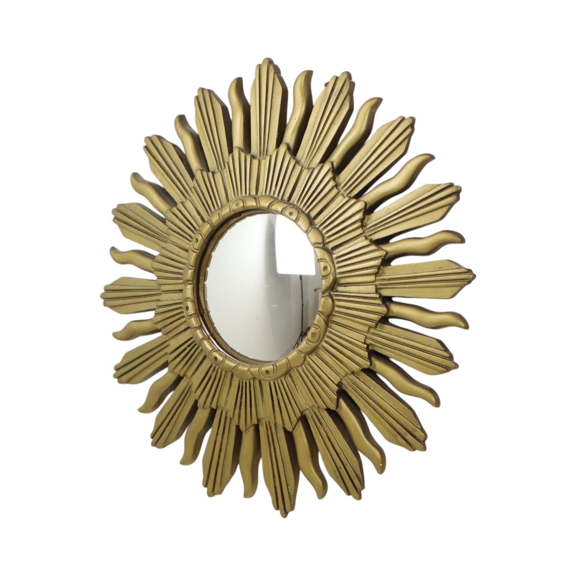 Vieux miroir Sunburst miroir convexe résine dorée 48 cm en vente 1