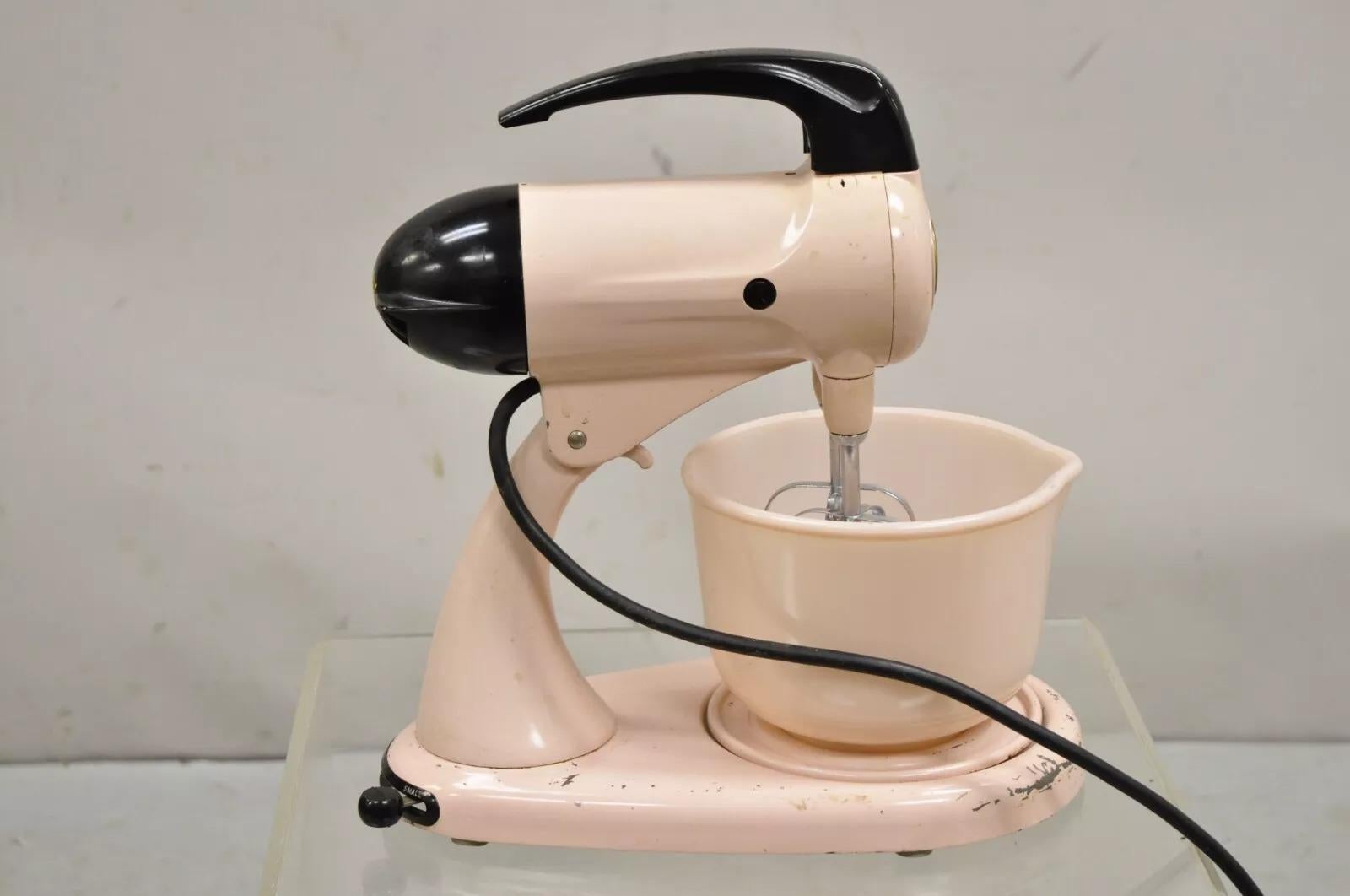 Vintage Sunbeam Mixmaster Pink 10 Speed Electric Mixer With Glass Bowl 3