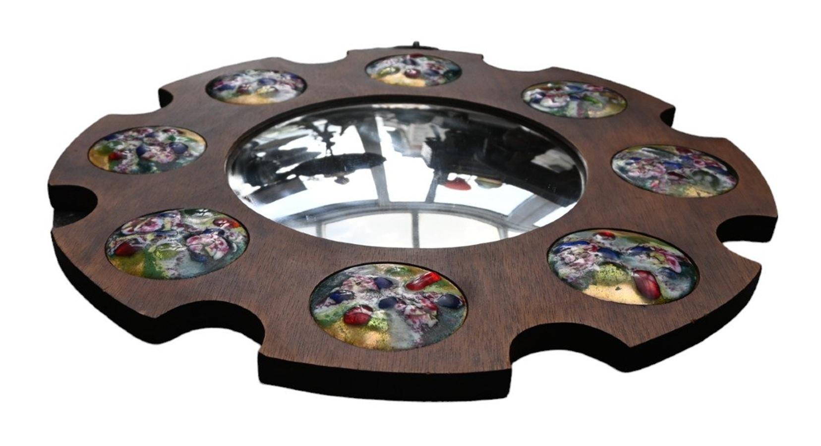 Vintage Sunburst Convex Mirror - Mirror With Enamel Plates - Sun Mirror In Good Condition For Sale In Bilzen, BE