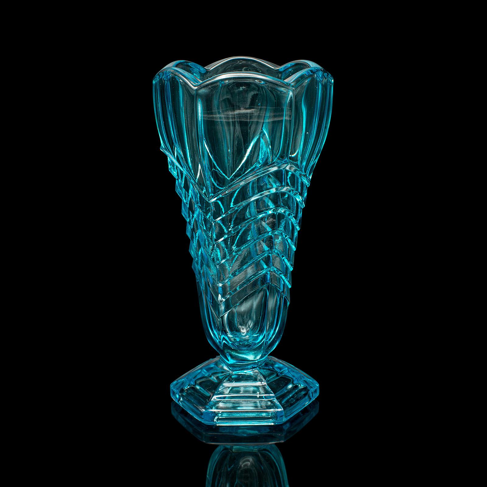 British Vintage Sundae Cup, English, Decorative Dessert Glass, Art Deco, Circa 1930 For Sale