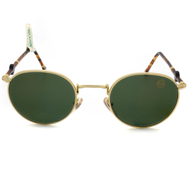 Vintage sunglasses by Dylan Beverly Hills 90210 For Sale at  display picture 2