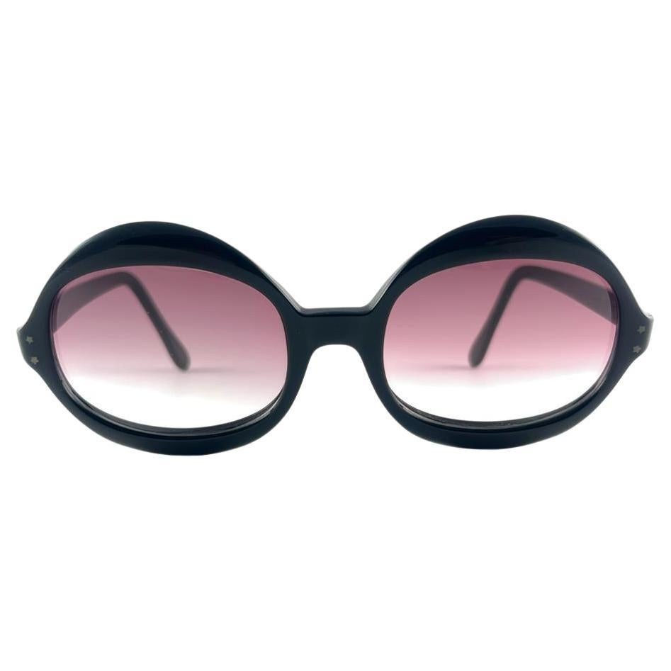 Vintage Suntimer Victory S 655 Black Made in France 1960's Sunglasses For Sale