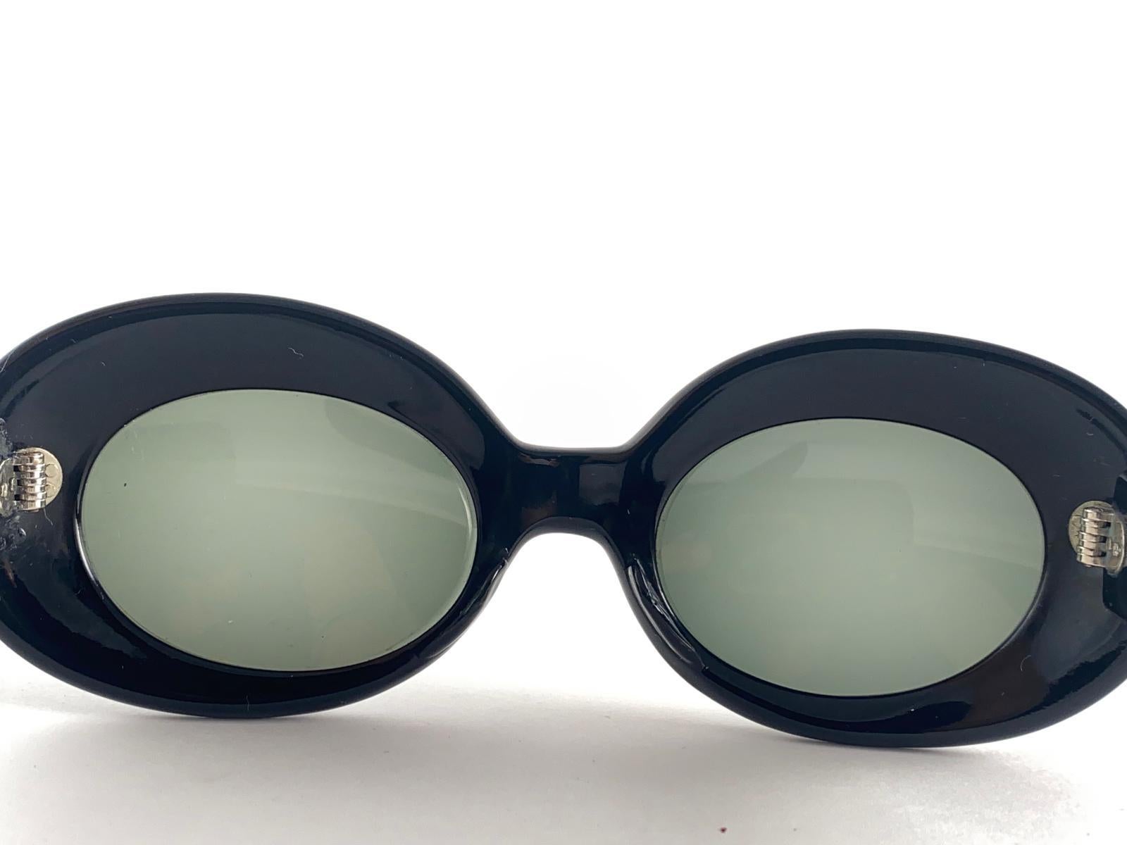 Vintage Suntimer Victory Suntimer Schwarze Vintage-Sonnenbrille, hergestellt in Frankreich 1960 im Angebot 1