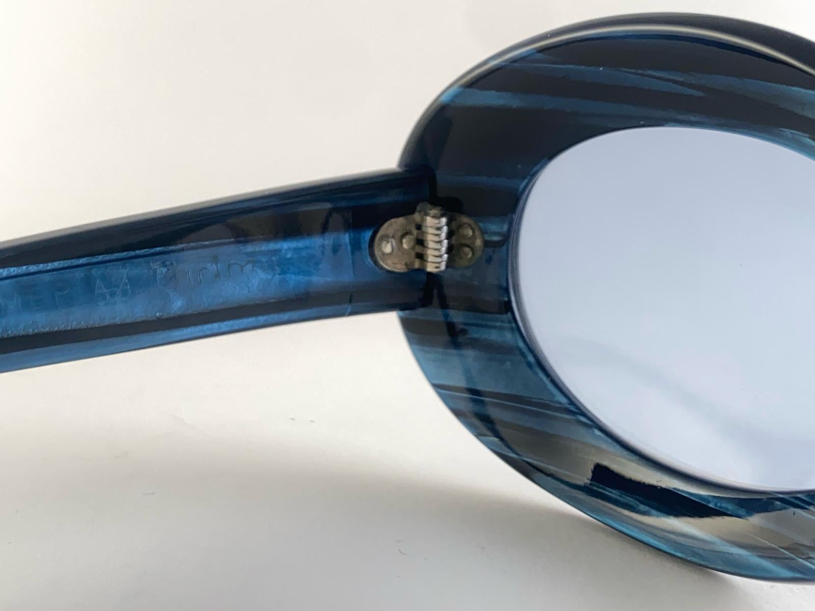 Vintage Suntimer Victory Suntimer Blaue Vintage-Sonnenbrille, hergestellt in Frankreich 1960 (Schwarz) im Angebot