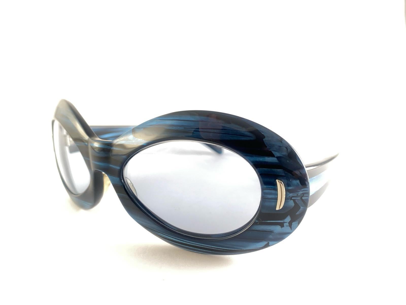 Vintage Suntimer Victory Suntimer Blaue Vintage-Sonnenbrille, hergestellt in Frankreich 1960 für Damen oder Herren im Angebot