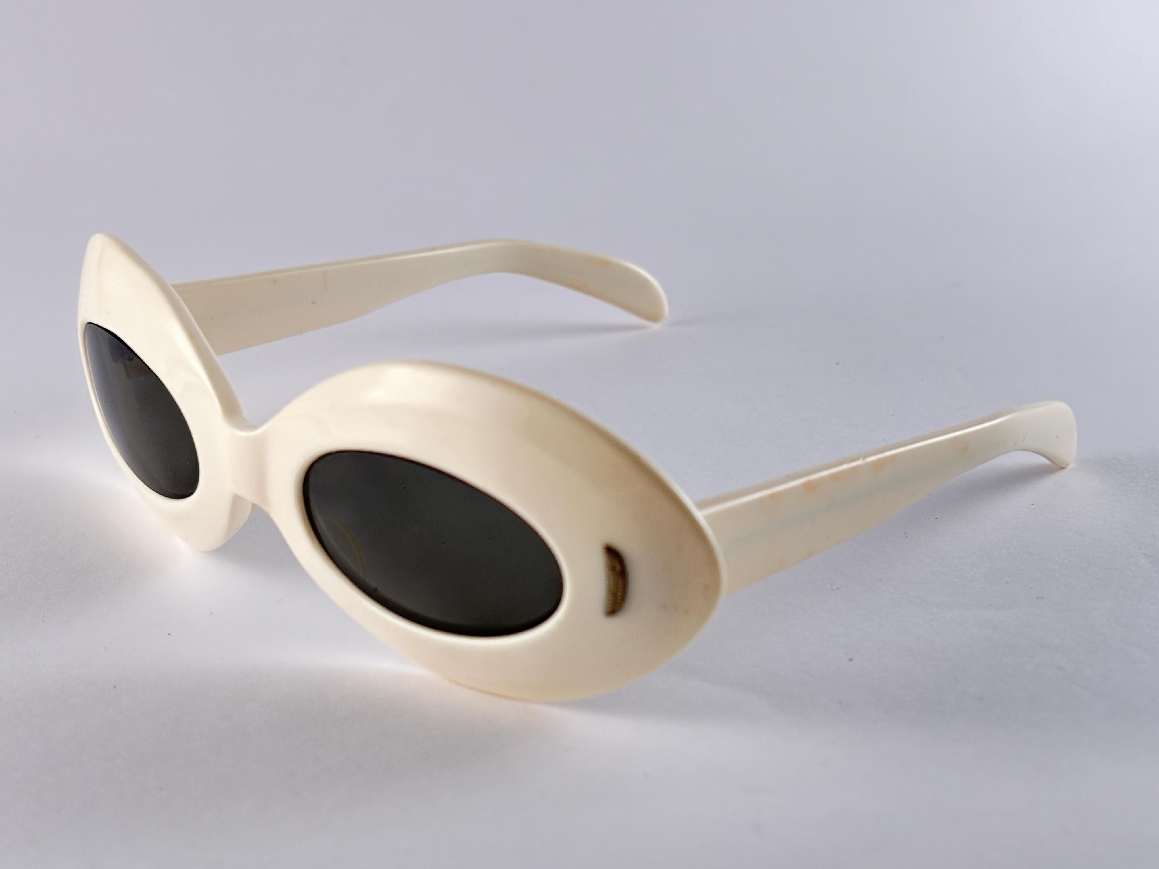 Vintage Suntimer Victory Suntimer, hergestellt in Frankreich 1960, Vintage-Sonnenbrille (Beige) im Angebot
