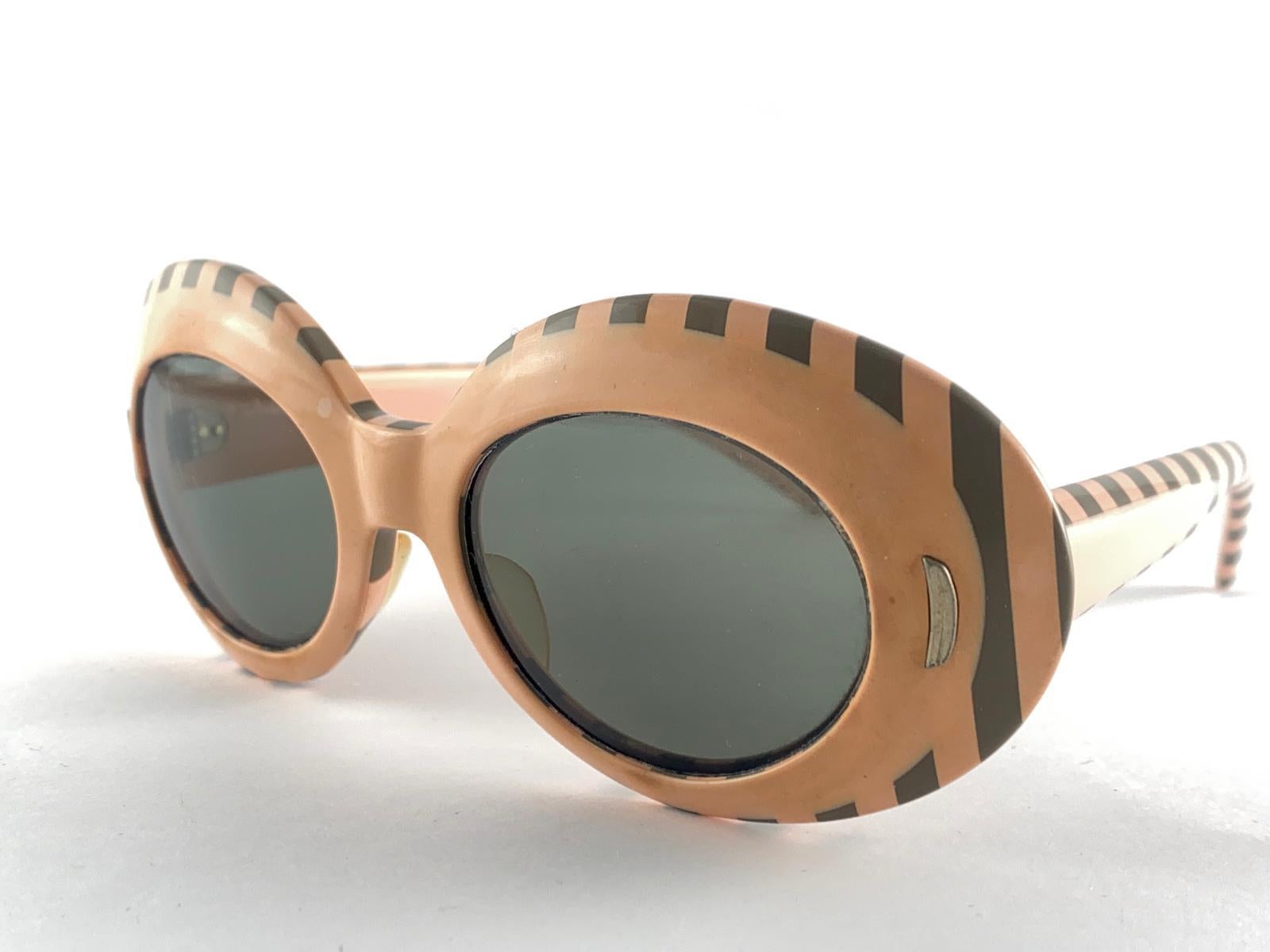 Brown Vintage Suntimer Victory Suntimer Rose Made in France 1960 Sunglasses For Sale