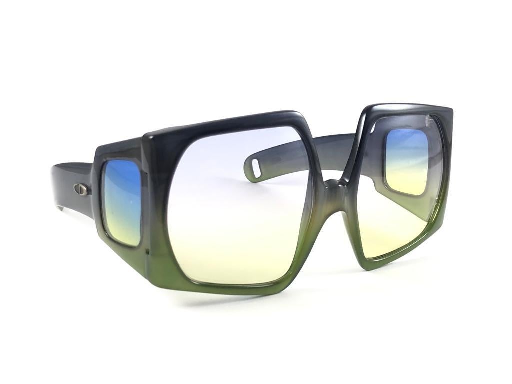Vintage Super Seltene Christian Dior Optyl Transluzente D01 Grüne 1970er Jahre Sonnenbrille Damen im Angebot