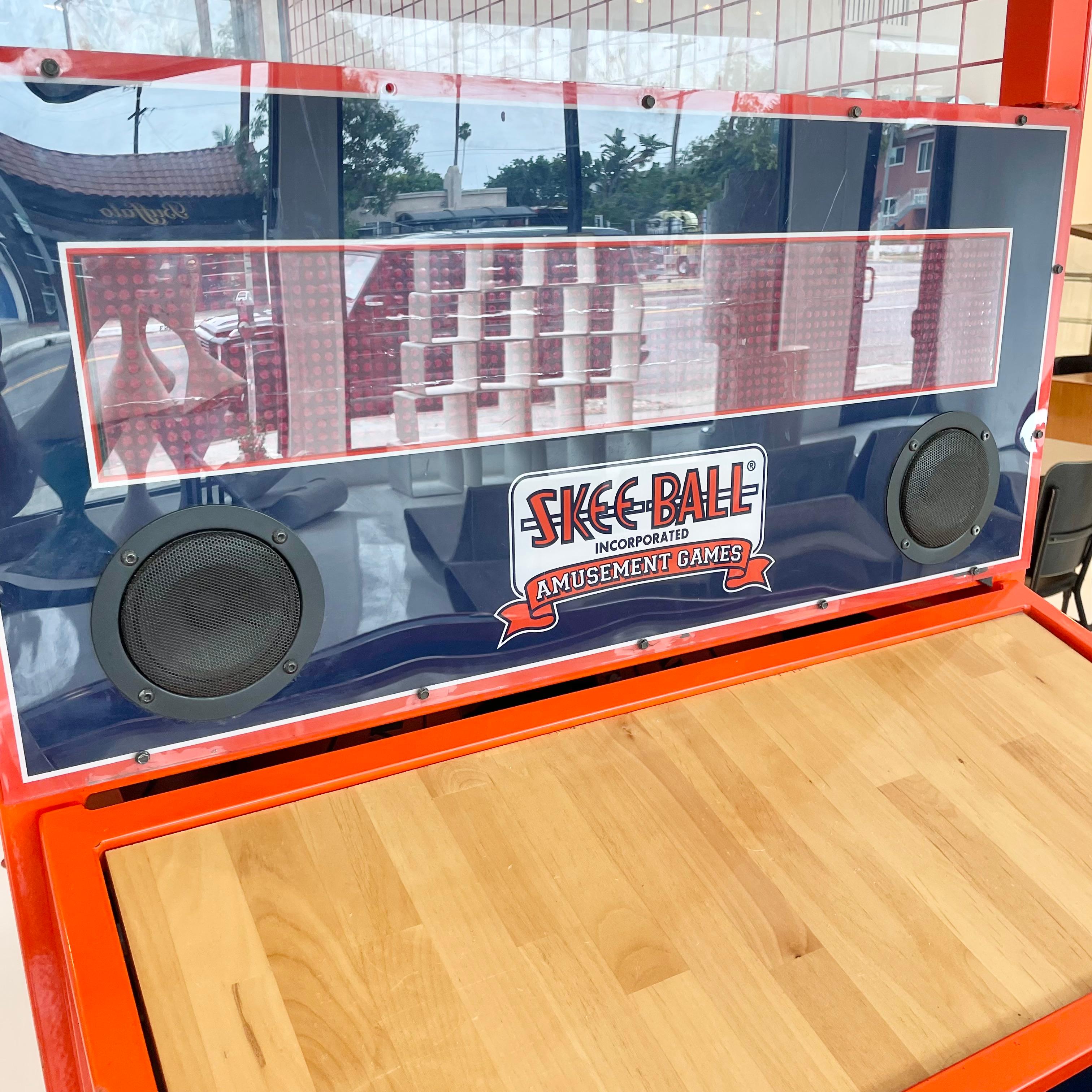 Vintage Super Shot Basketball Arcade Game by Skee-Ball 2
