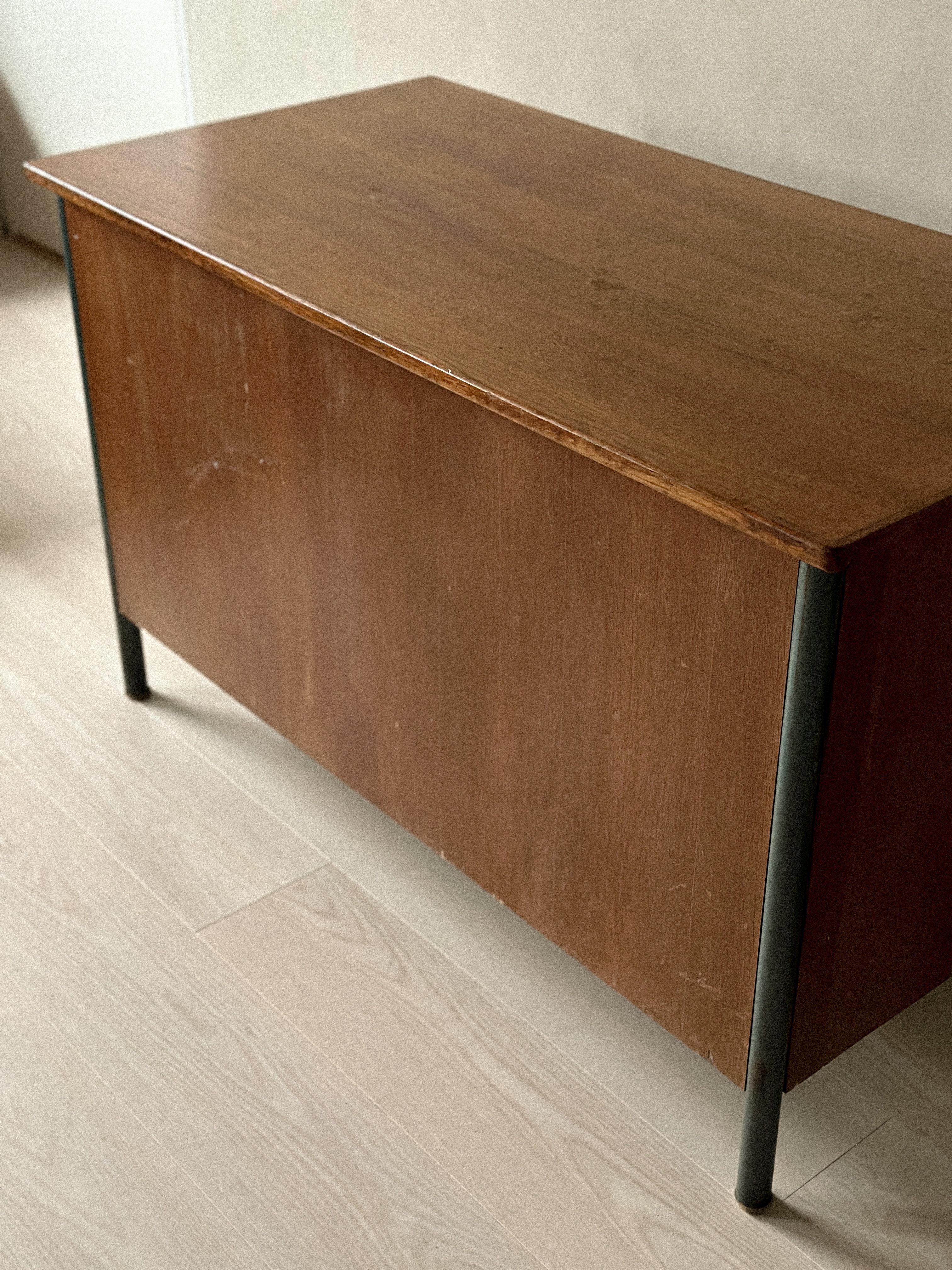 Metal Vintage “Surveillant” desk attributed to Ateliers Jean Prouvé, France, c. 1960s For Sale