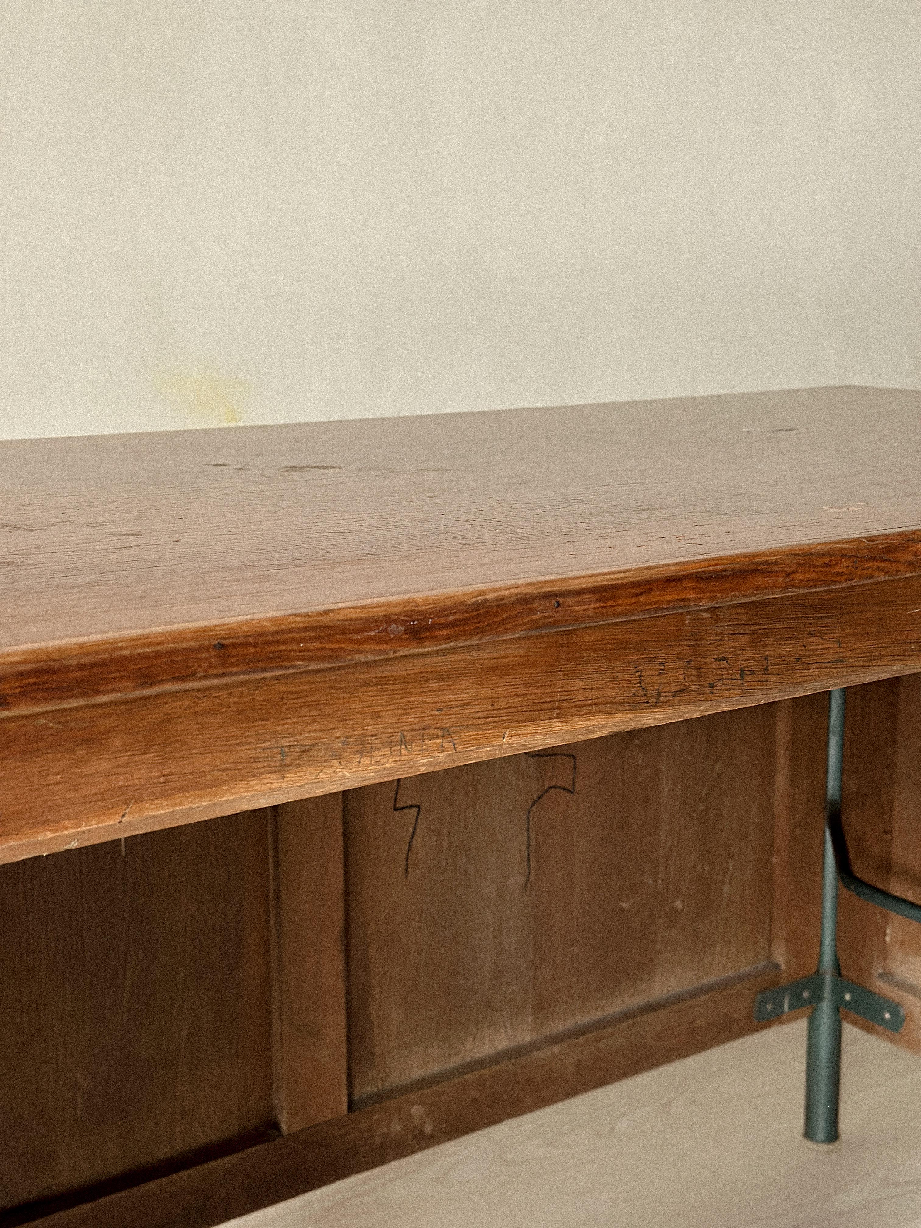 Vintage “Surveillant” desk attributed to Ateliers Jean Prouvé, France, c. 1960s For Sale 1