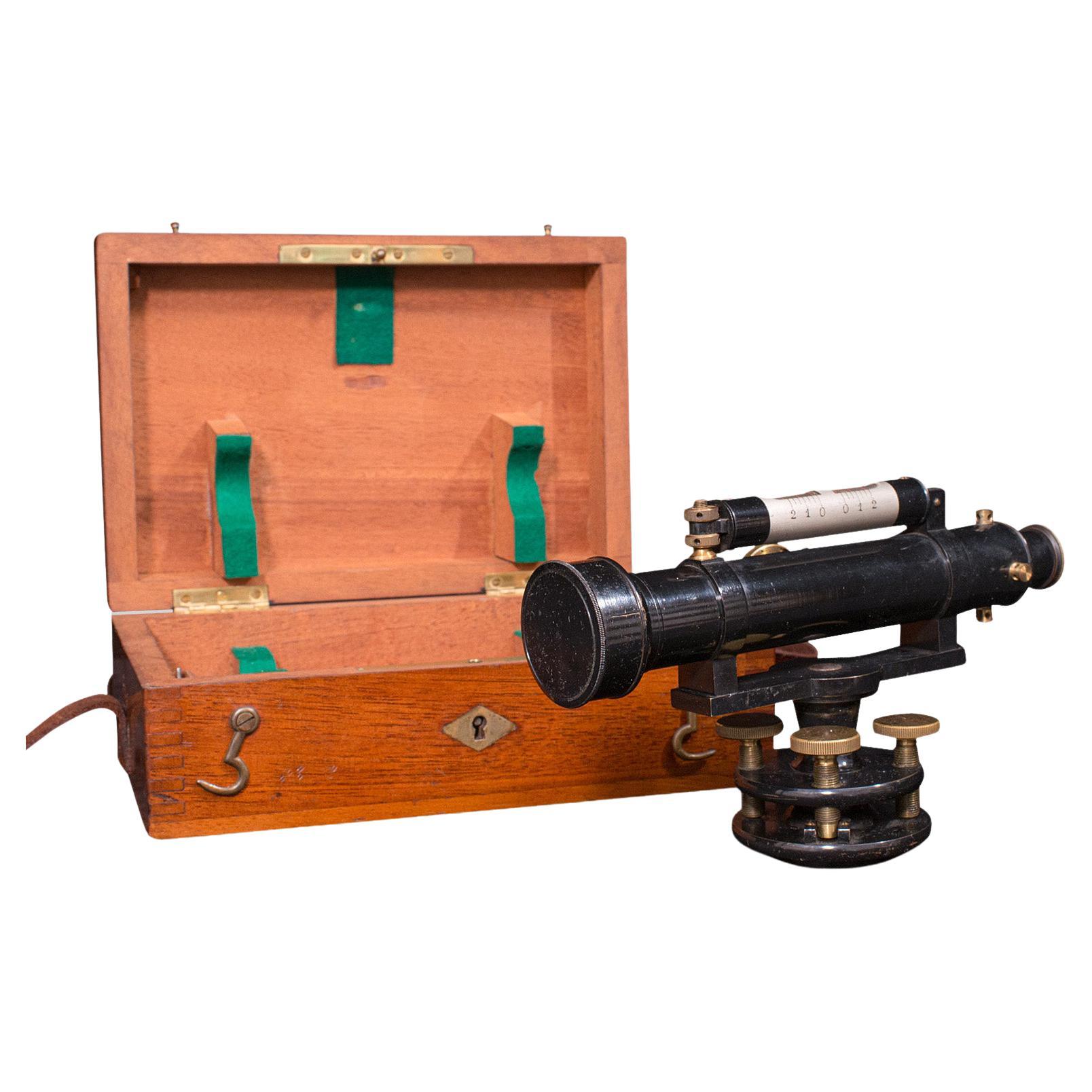 Vintage Surveyor's Level, Messing, wissenschaftliches Instrument, Ingenieurwesen, um 1950