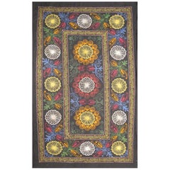 Bordado Suzani Vintage con Diseño Floral en Colores Vivos