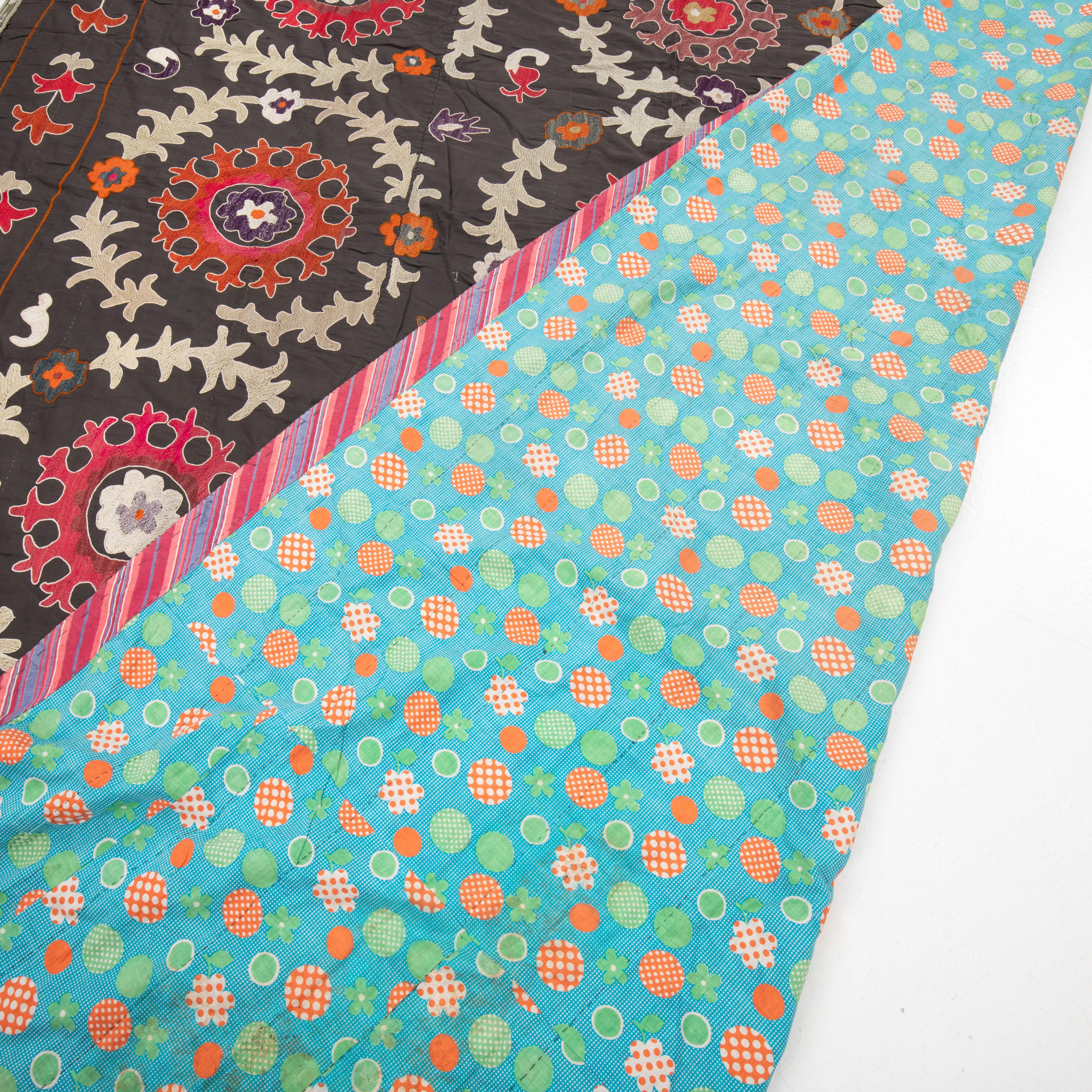 Vintage Suzani from , Uzbekistan For Sale 4