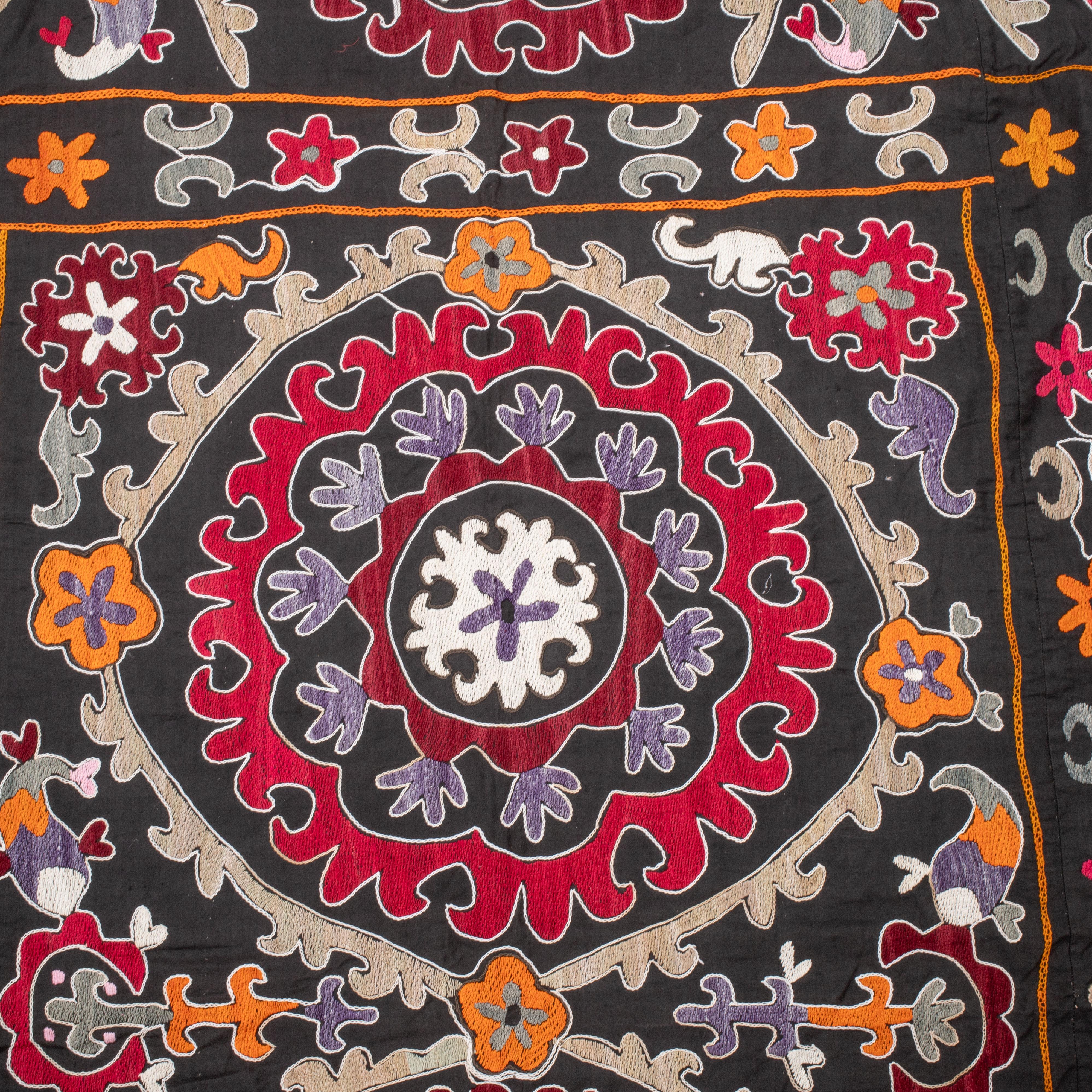 Vintage Suzani from , Uzbekistan For Sale 1