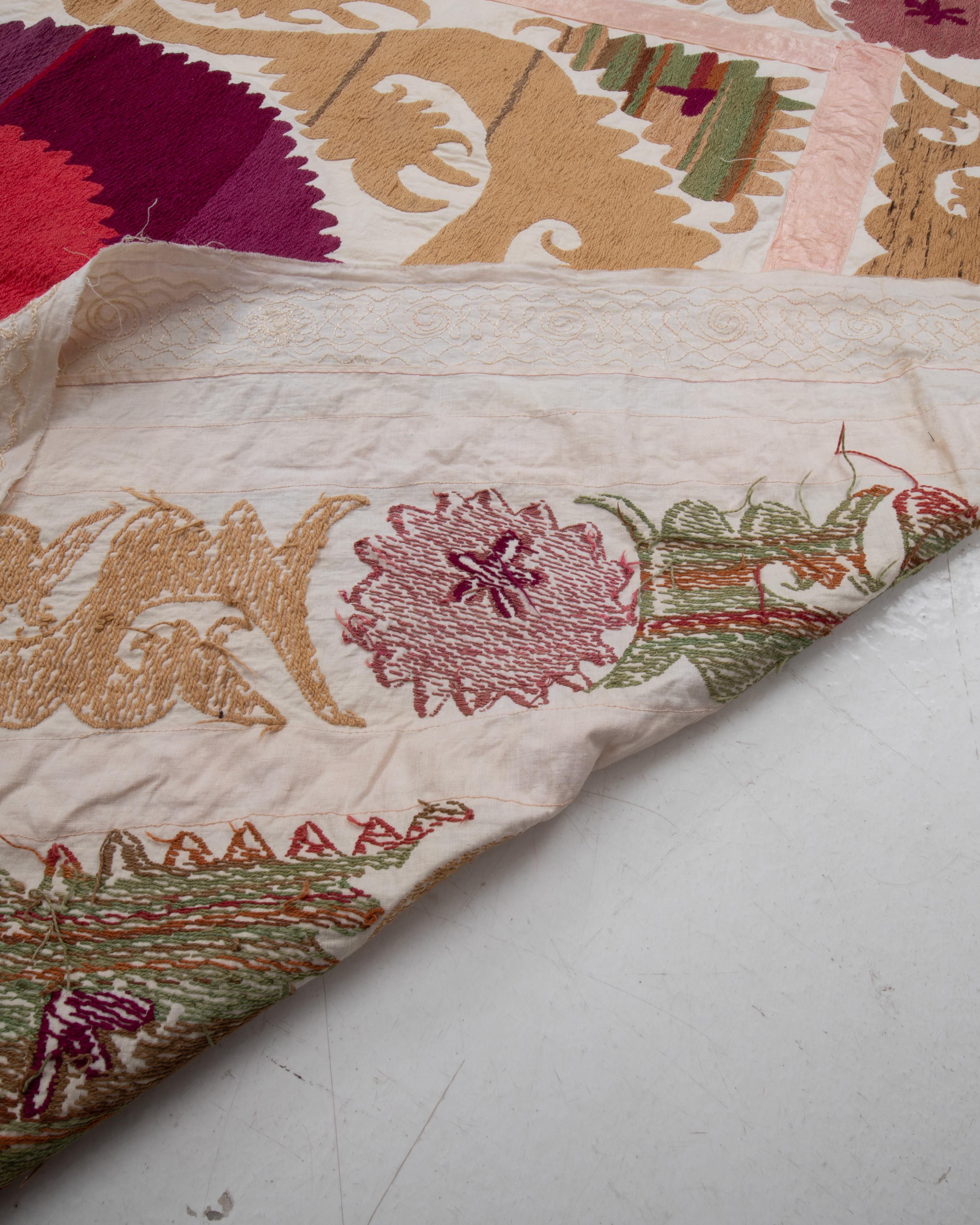 Vintage Suzani, Samarkand, Uzbekistan For Sale 2
