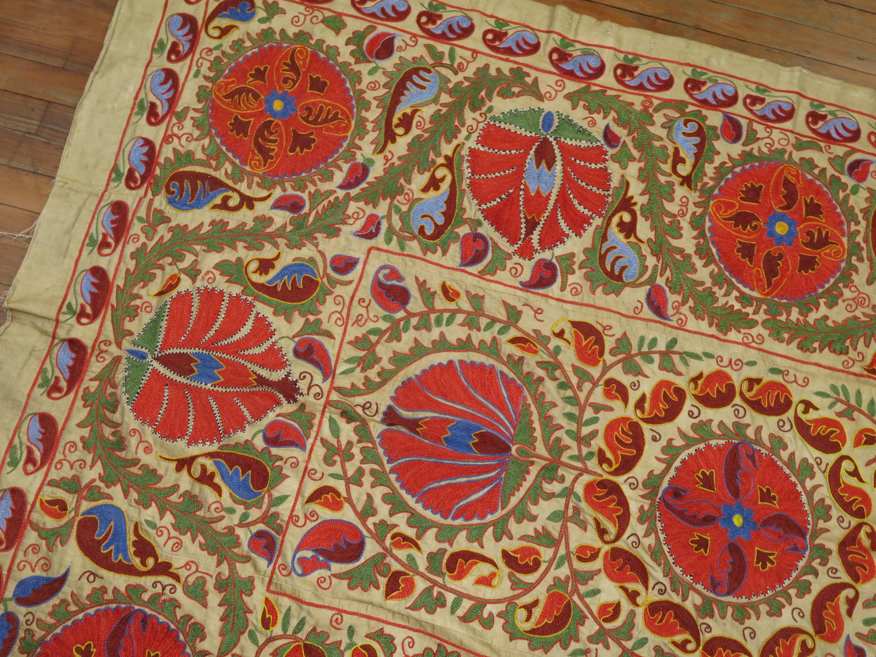 Vintage Suzanni Embroidery In Good Condition In New York, NY