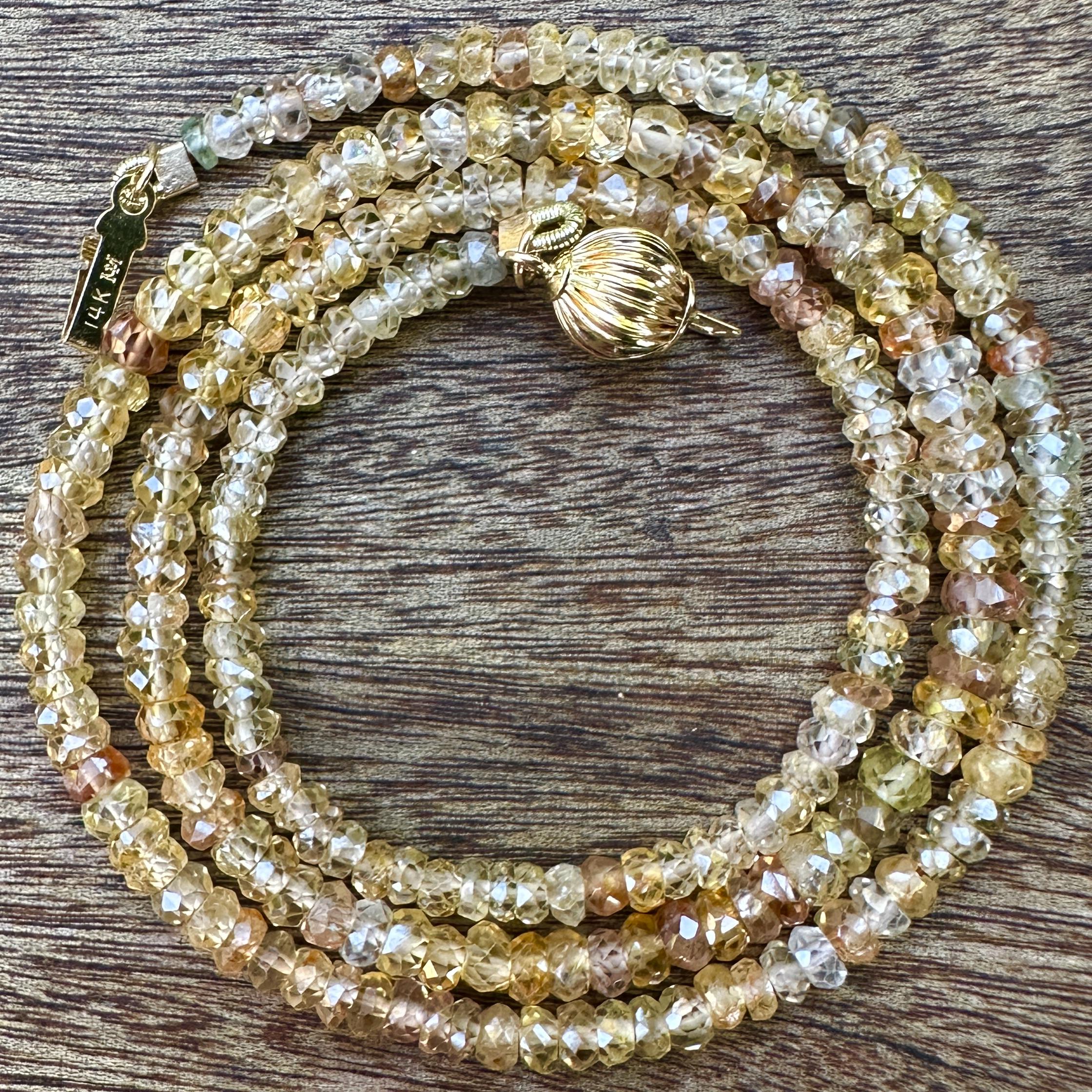 Vintage Swag Pendant in Yellow Gold & Diamonds with 18