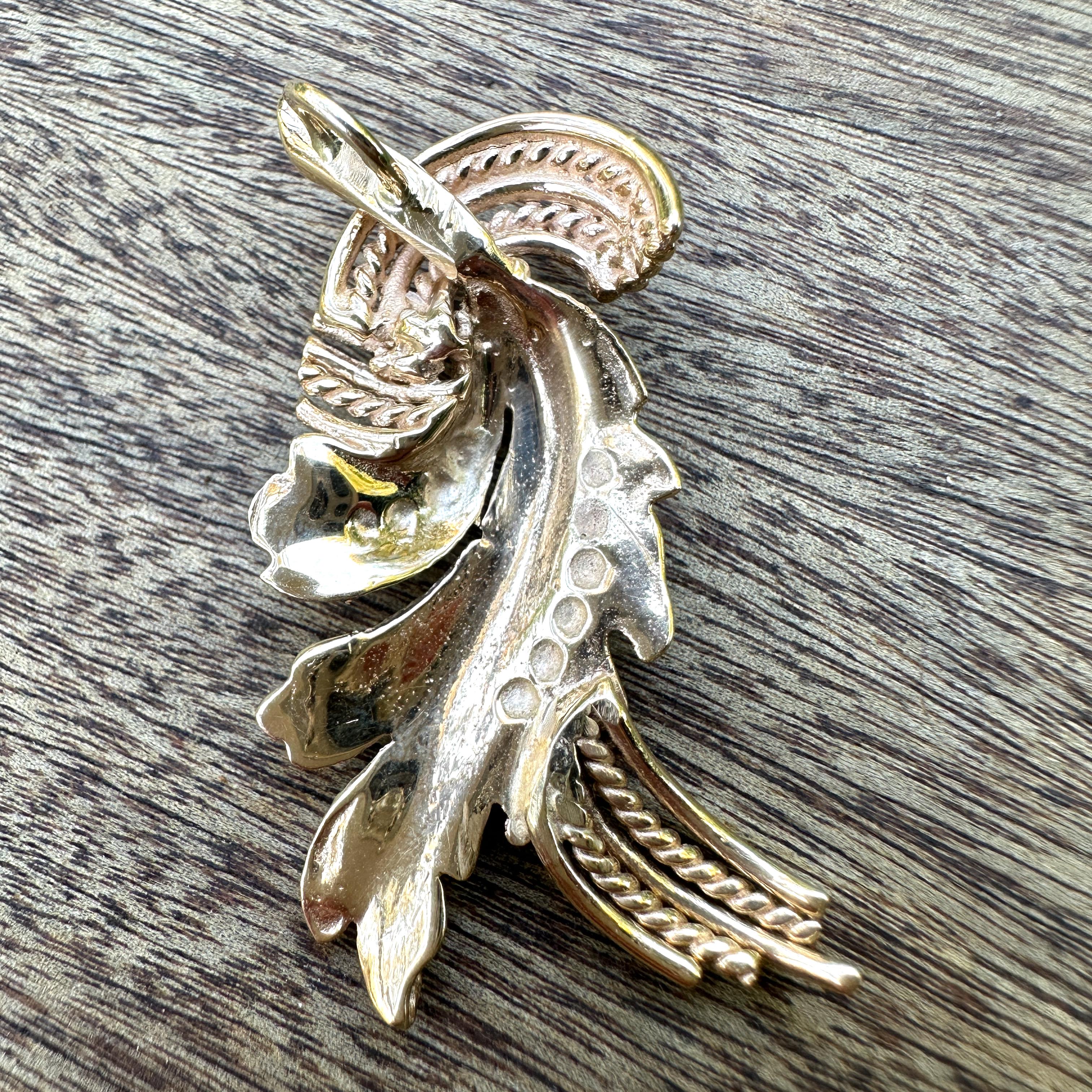 Vintage Swag Pendant in Yellow Gold & Diamonds with 18