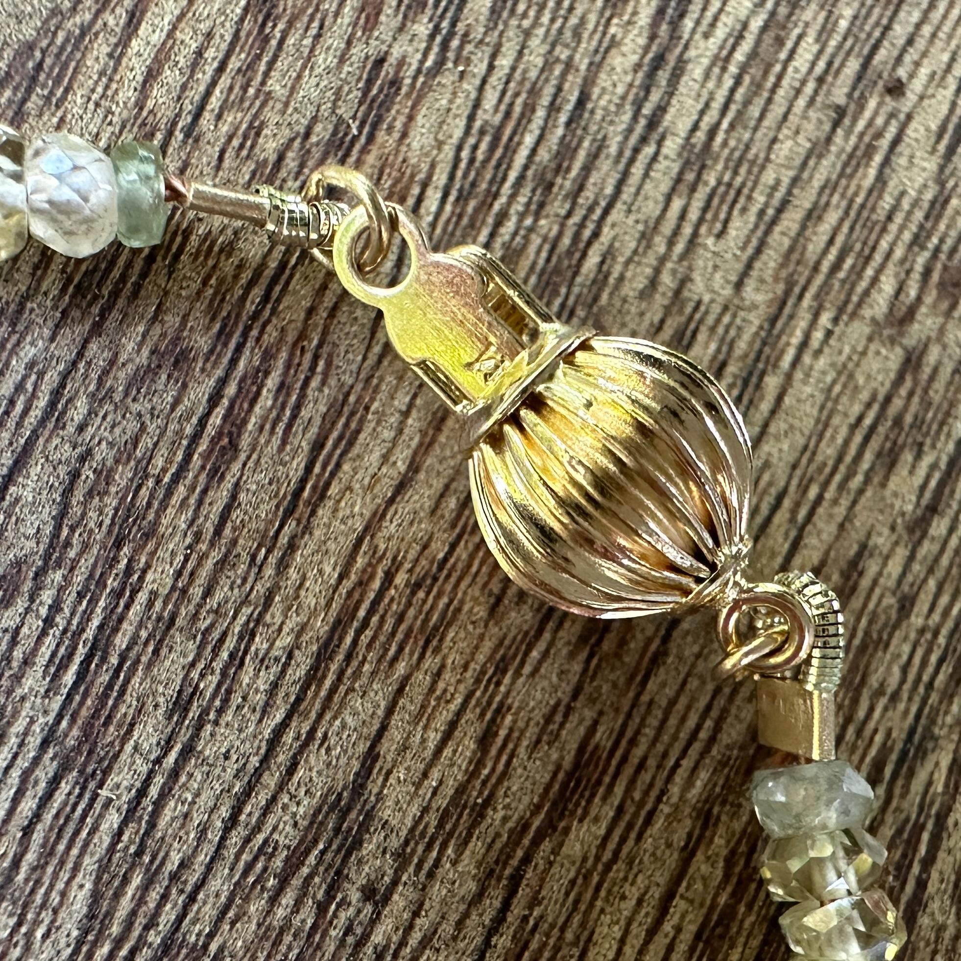 Vintage Swag Pendant in Yellow Gold & Diamonds with 18