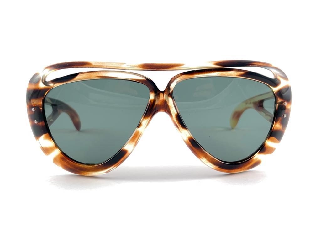 Vintage Swank Marbled Oversized Translucent  1970'S Sunglasses Made In France For Sale 8
