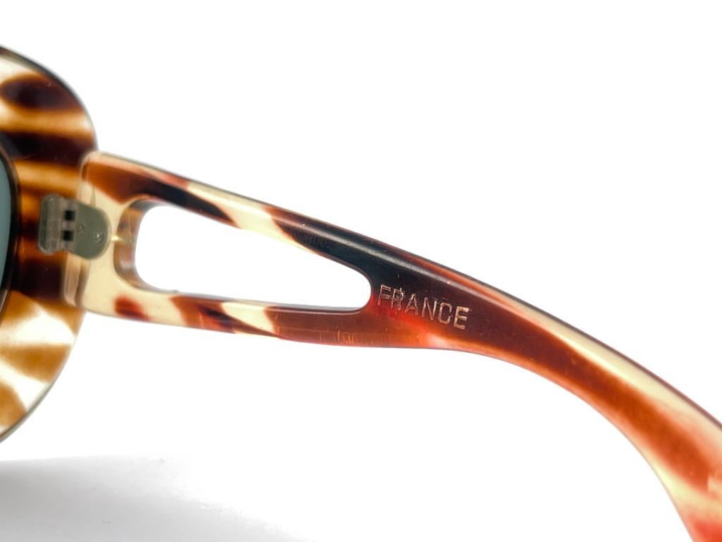 Vintage Swank Marbled Oversized Translucent  1970'S Sunglasses Made In France For Sale 2