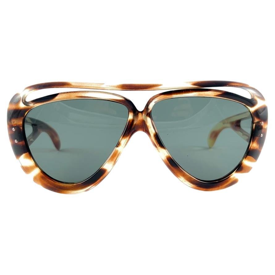Vintage Swank Marbled Oversized Translucent  1970'S Sunglasses Made In France For Sale