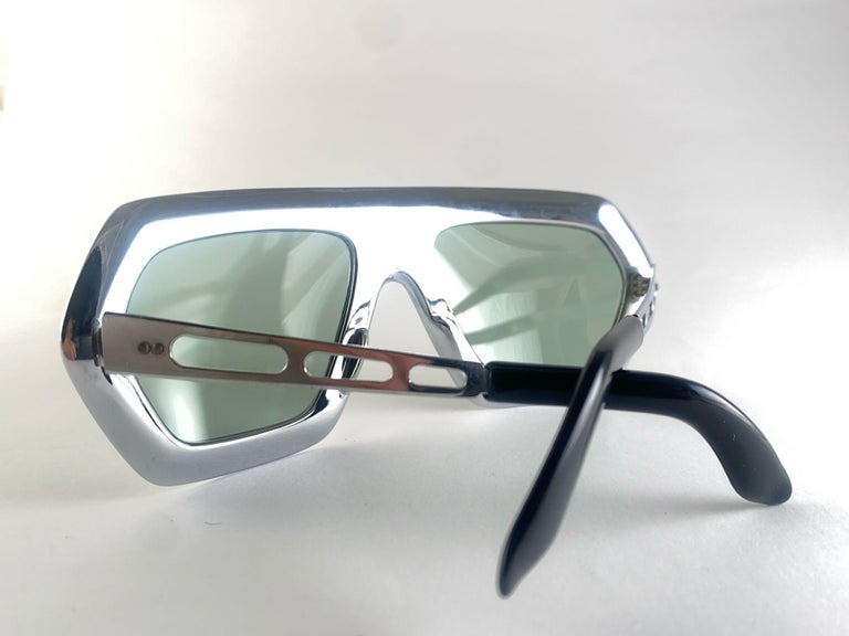 Vintage 1970s French Square Sunglasses Made In France Silver Frame Green Lens Silver 1970s Vintage Sunglasses for sale | eBay main image 3