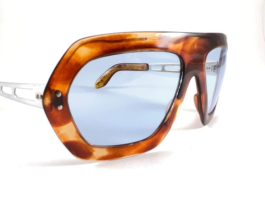 Women's or Men's Vintage Swank Tortoise Medium Grey Lenses 1970's Sunglasses Made In France
