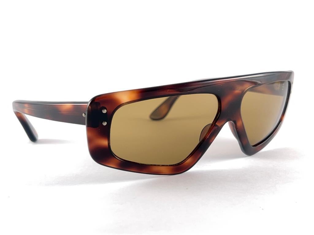 Brown Vintage Swank Tortoise Oversized Translucent 70'S Sunglasses Made In France For Sale