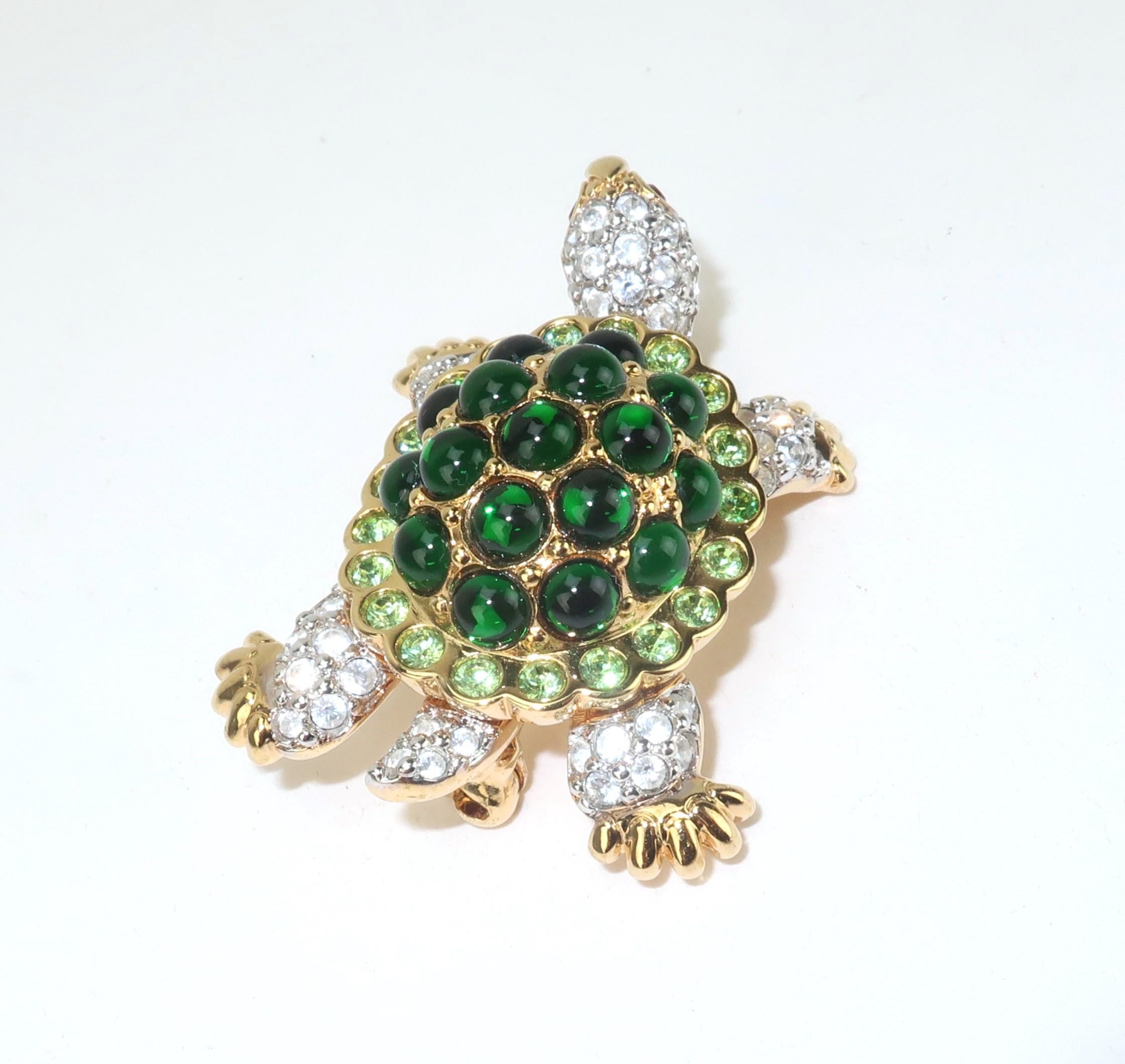 Vintage Swarovski Emerald Green Rhinestone Turtle Brooch In Good Condition In Atlanta, GA