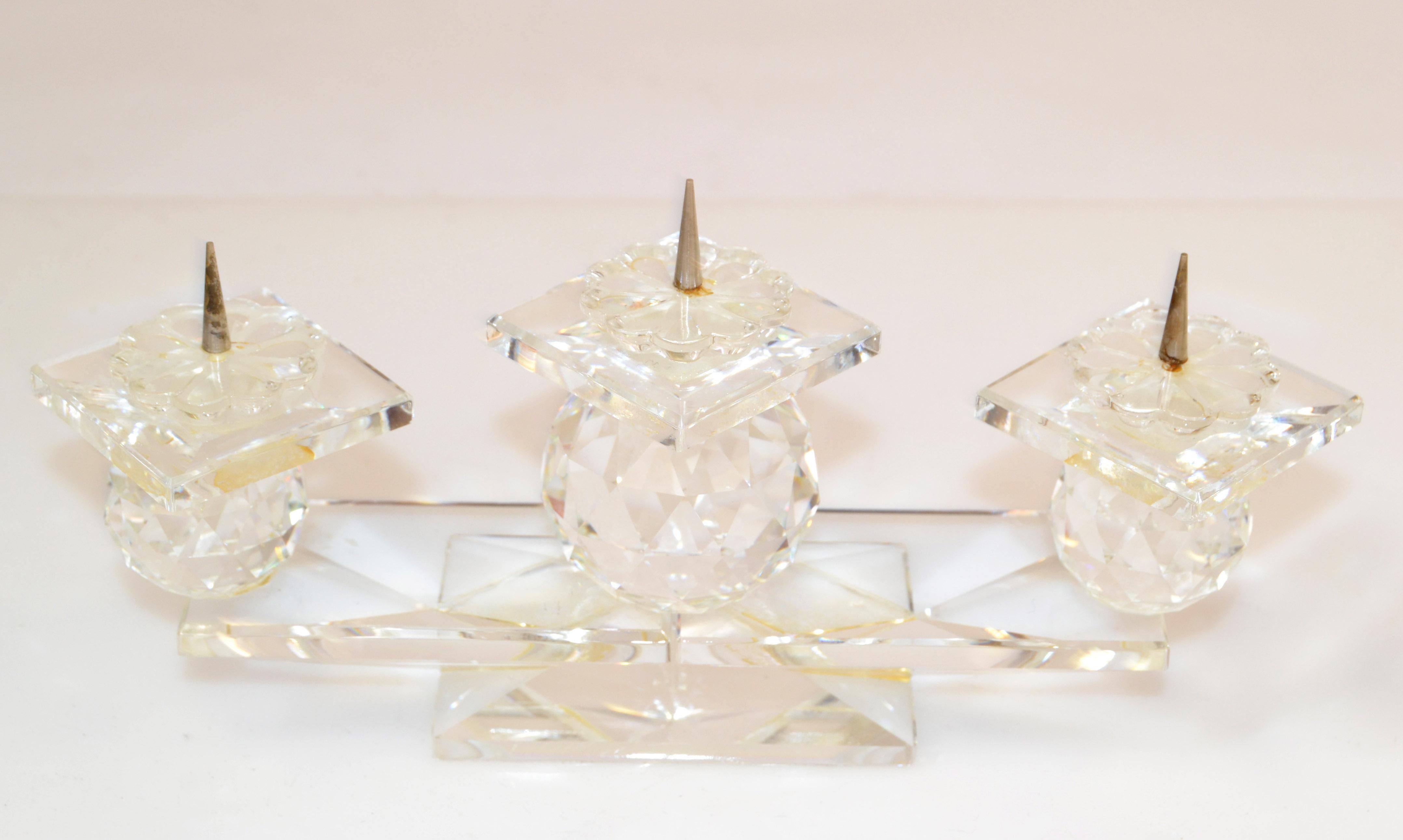 Mid-Century Modern Bougeoirs vintage à trois épingles en cristal facetté Swarovski style Art déco, 1970 en vente