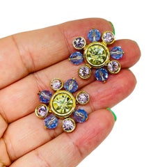 Orecchini vintage SWAROVSKI swan placcati in oro con cristalli e fiori di design