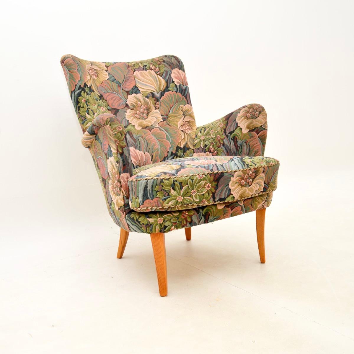 A stylish and extremely comfortable vintage Swedish armchair by Carl Malmsten. This model is called the ‘Stora Furulid’, it was recently imported from Sweden and dates from the 1960’s.

The quality is superb, this is beautifully designed and has