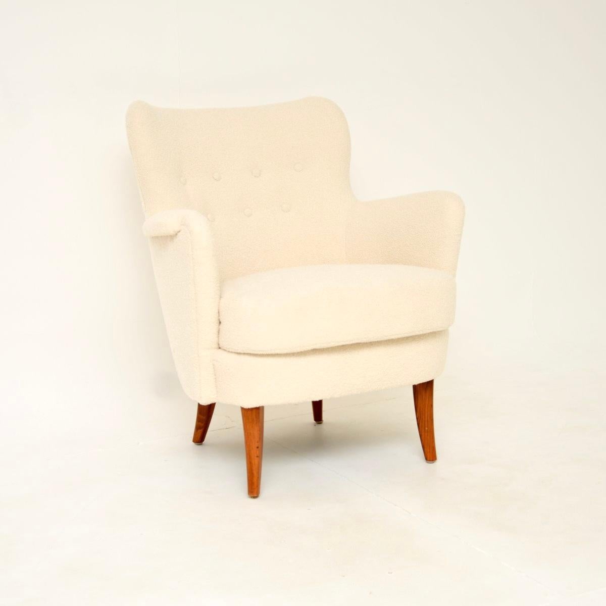 Schwedischer Vintage-Sessel von Carl Malmsten im Angebot