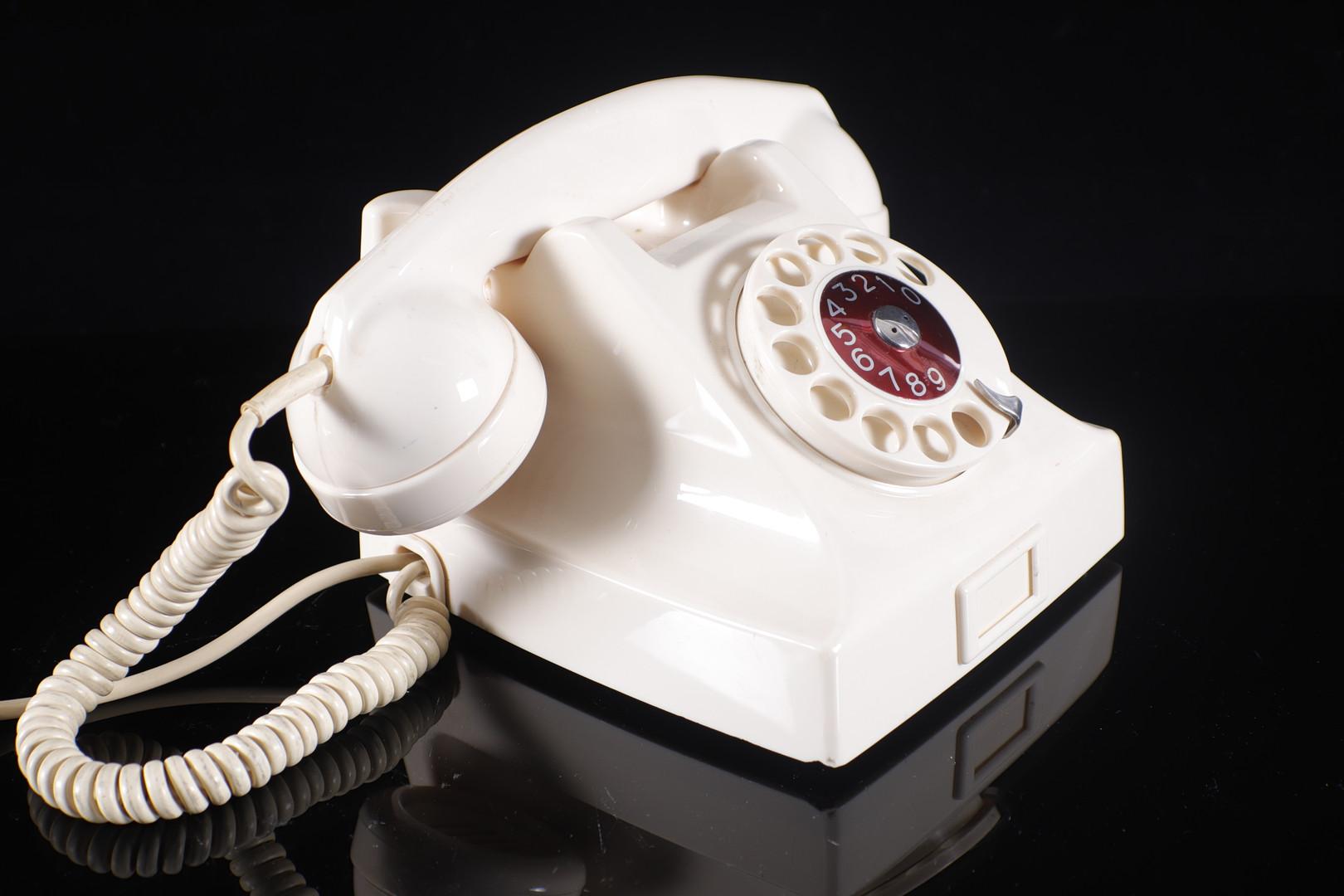 Mid-20th Century Vintage Swedish Bakelite Table Phone For Sale