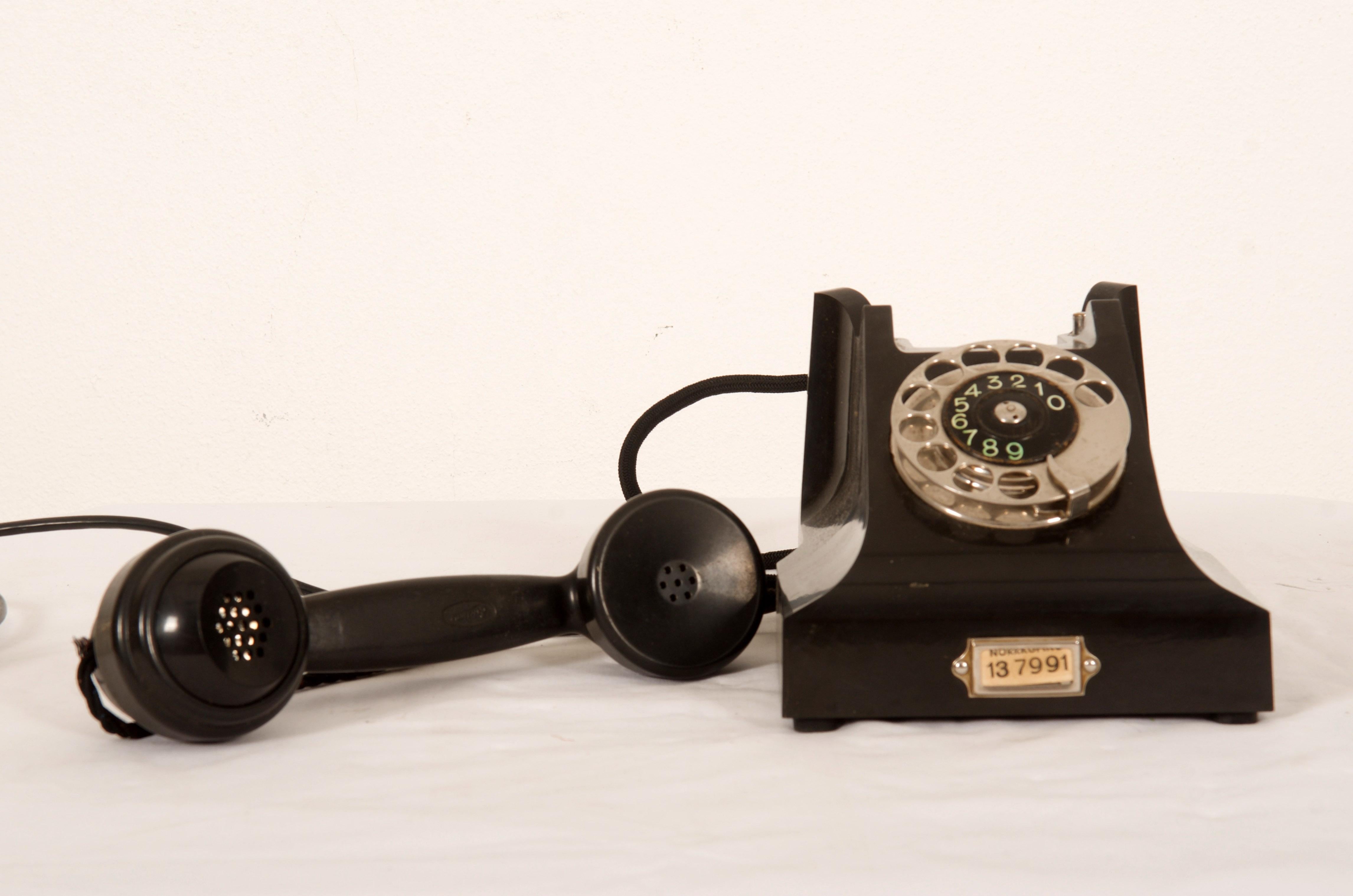 Steel Vintage Swedish Black Bakelite Table Phone For Sale