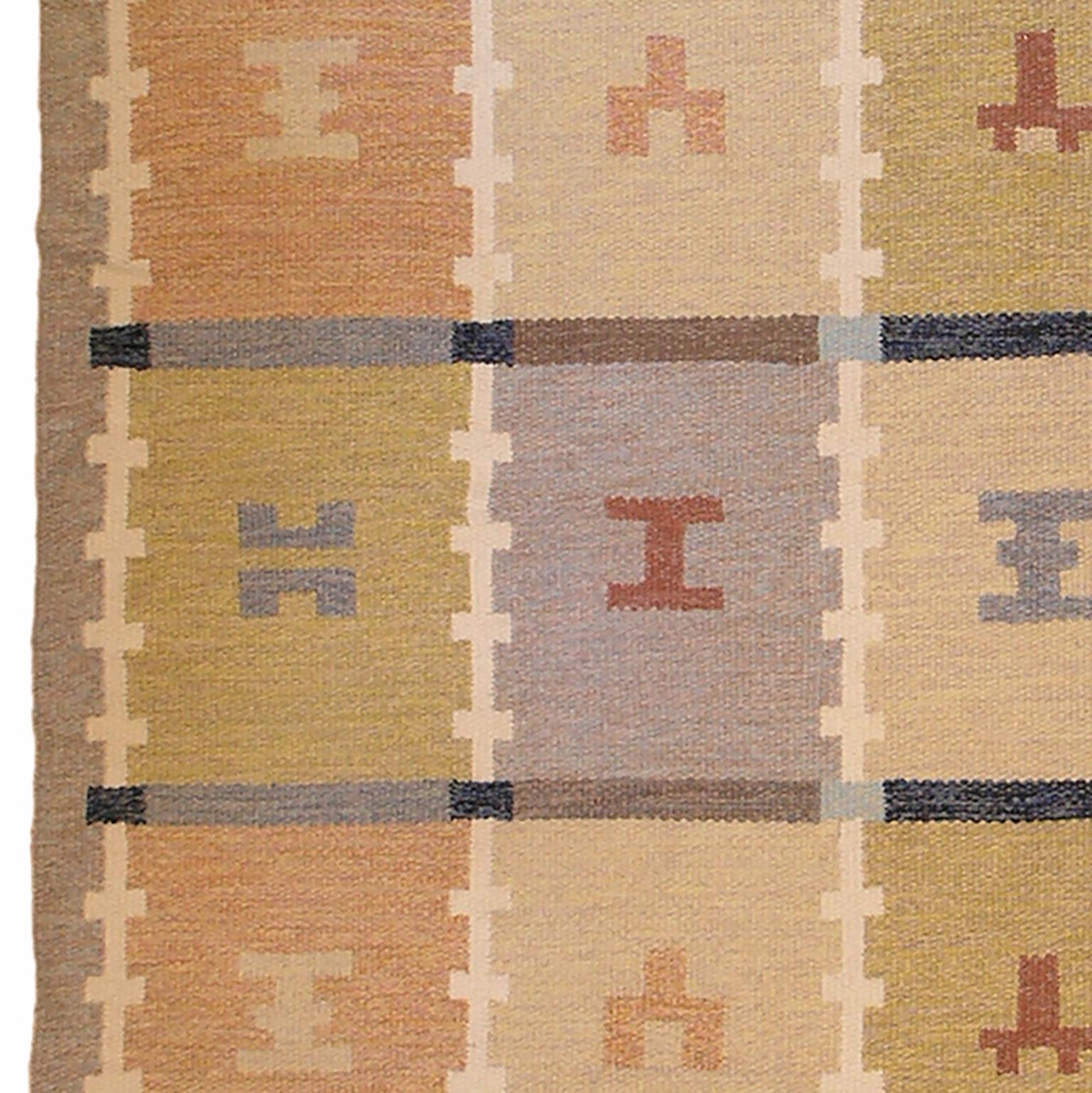 Hand-Woven Vintage Swedish Flat-Weave Carpet For Sale