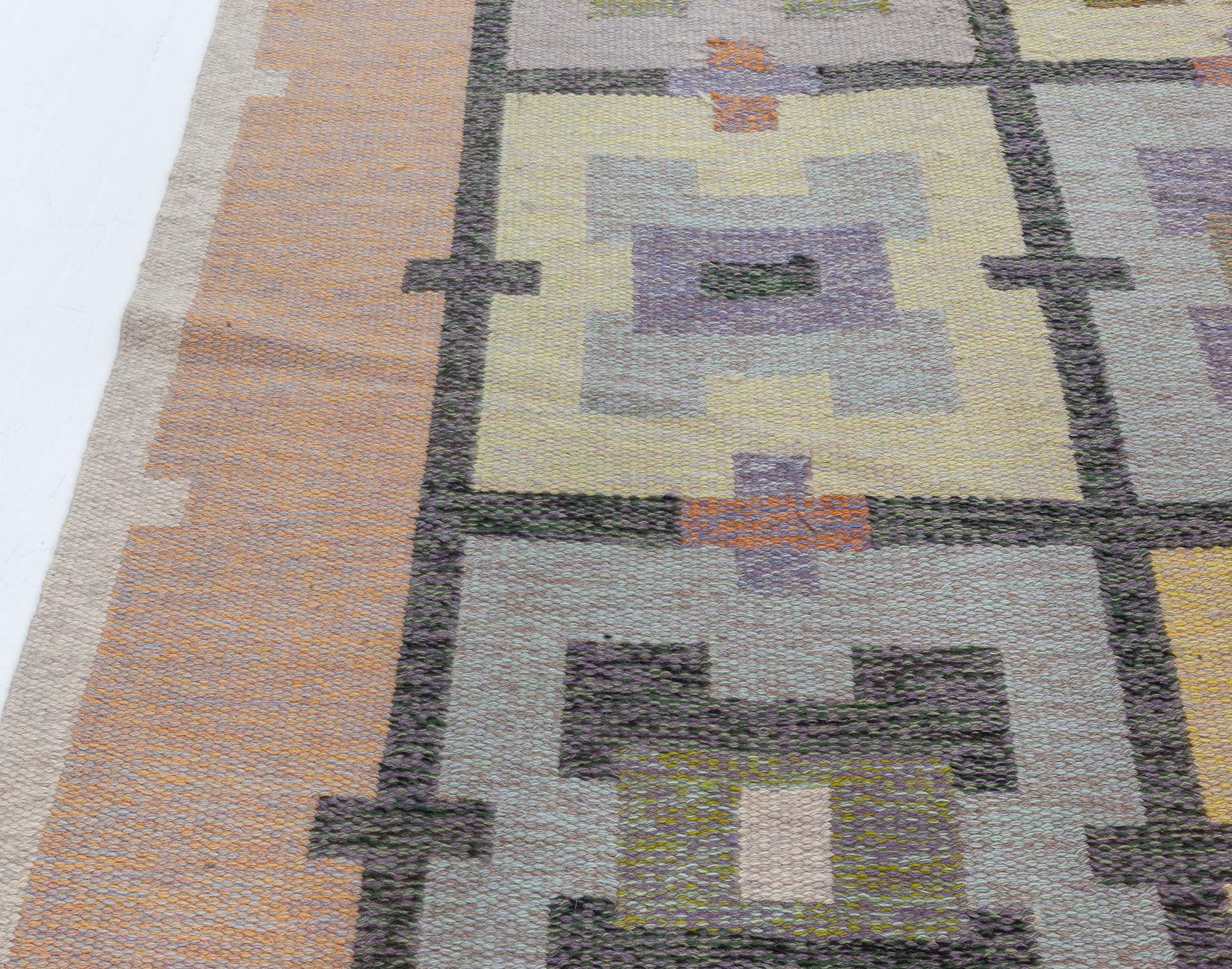 Vintage Swedish Flat Weave Rug by Agda Osterberg In Good Condition For Sale In New York, NY