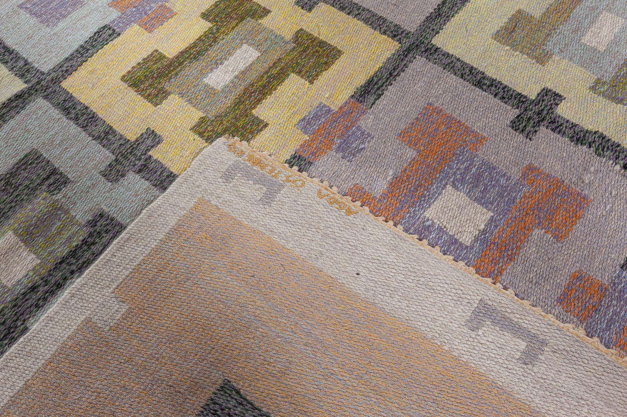 Schwedischer Flachgewebe-Teppich von Agda Osterberg, Vintage im Angebot 1
