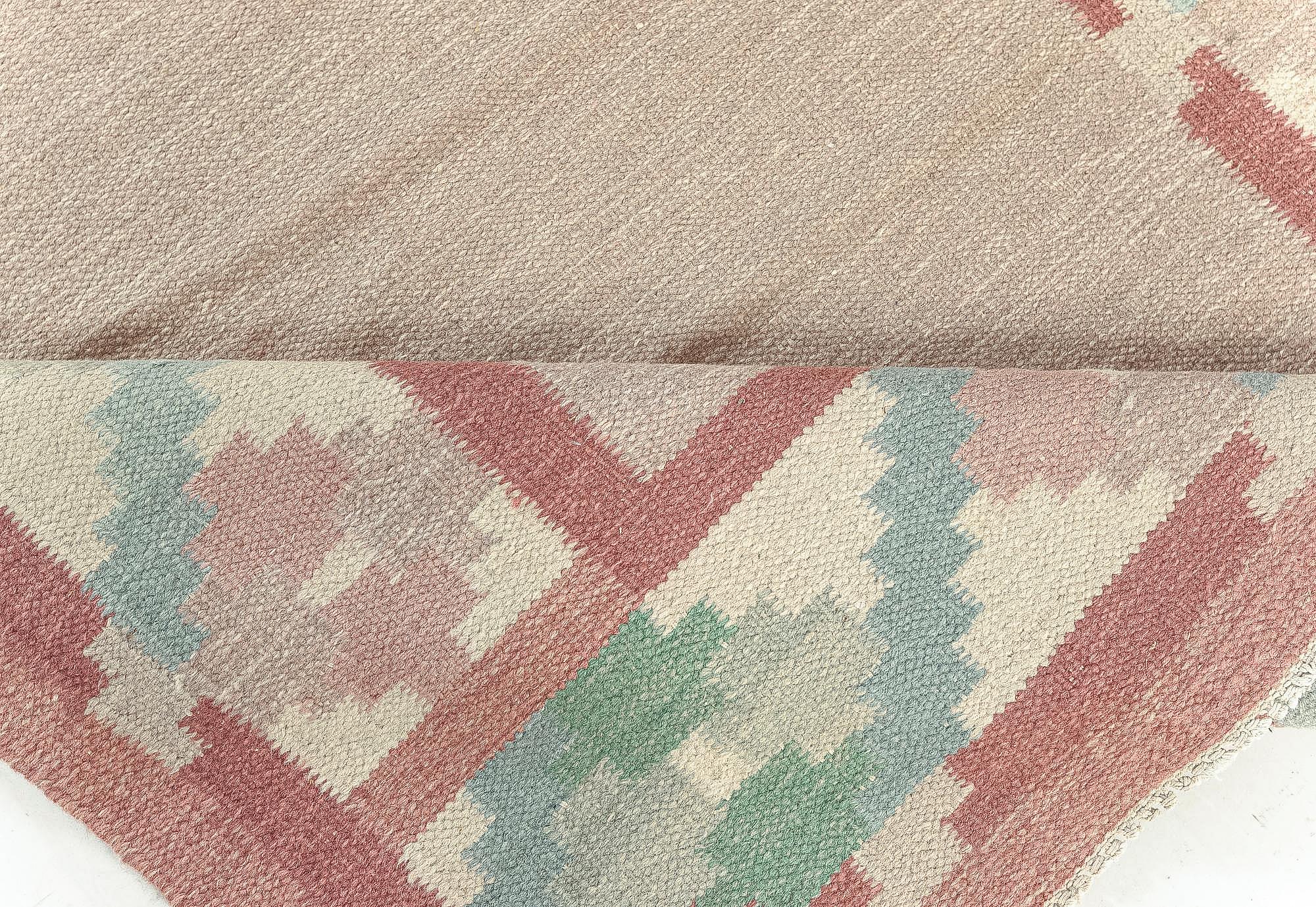Alfombra sueca vintage de tejido plano
Tamaño: 190 × 147 cm (6'3