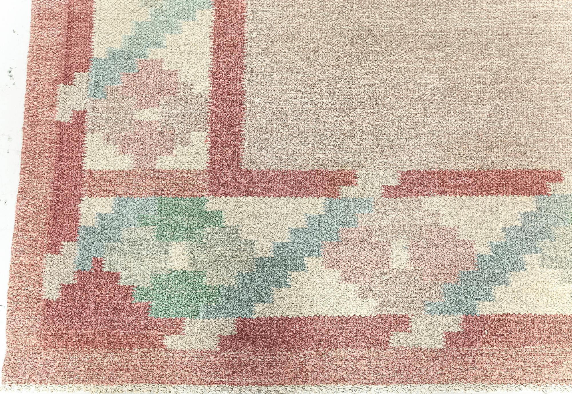 Vintage Swedish Flat Weave Rug In Good Condition For Sale In New York, NY