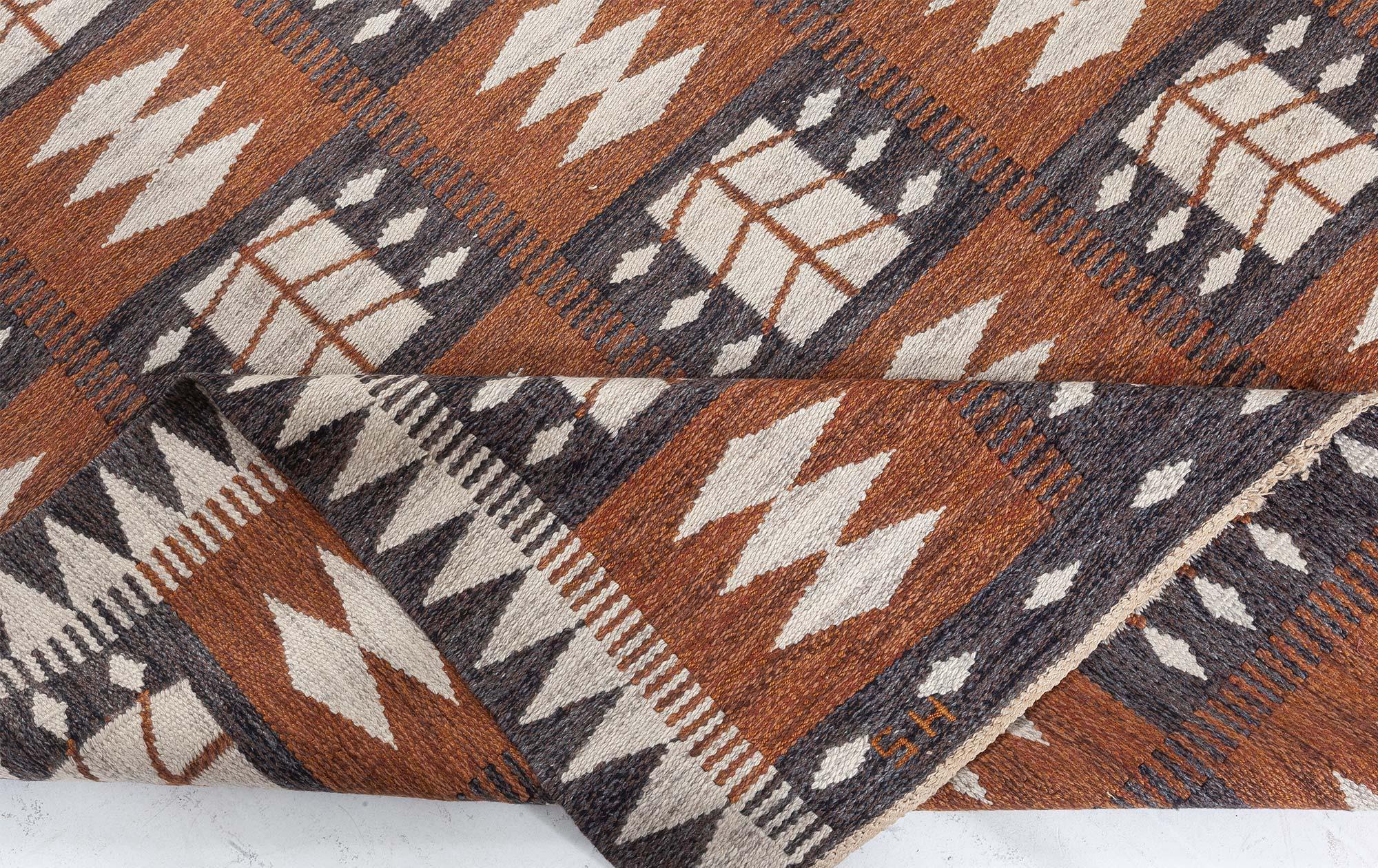 Schwedischer flacher gewebter Vintage-Teppich von Berit Koenig im Angebot 2