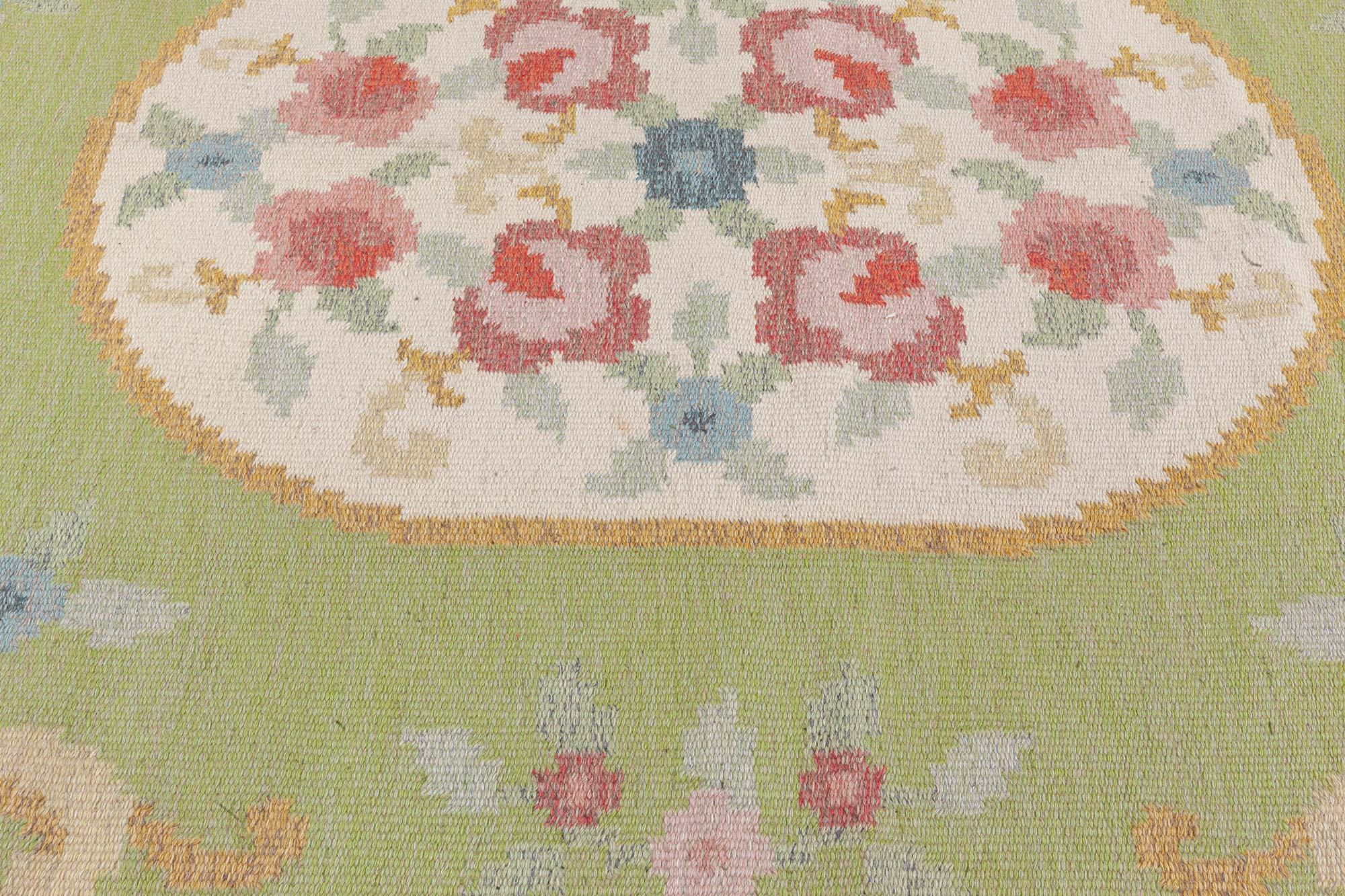 Schwedischer flacher gewebter Vintage-Teppich von Rakel Carlander (Moderne der Mitte des Jahrhunderts) im Angebot