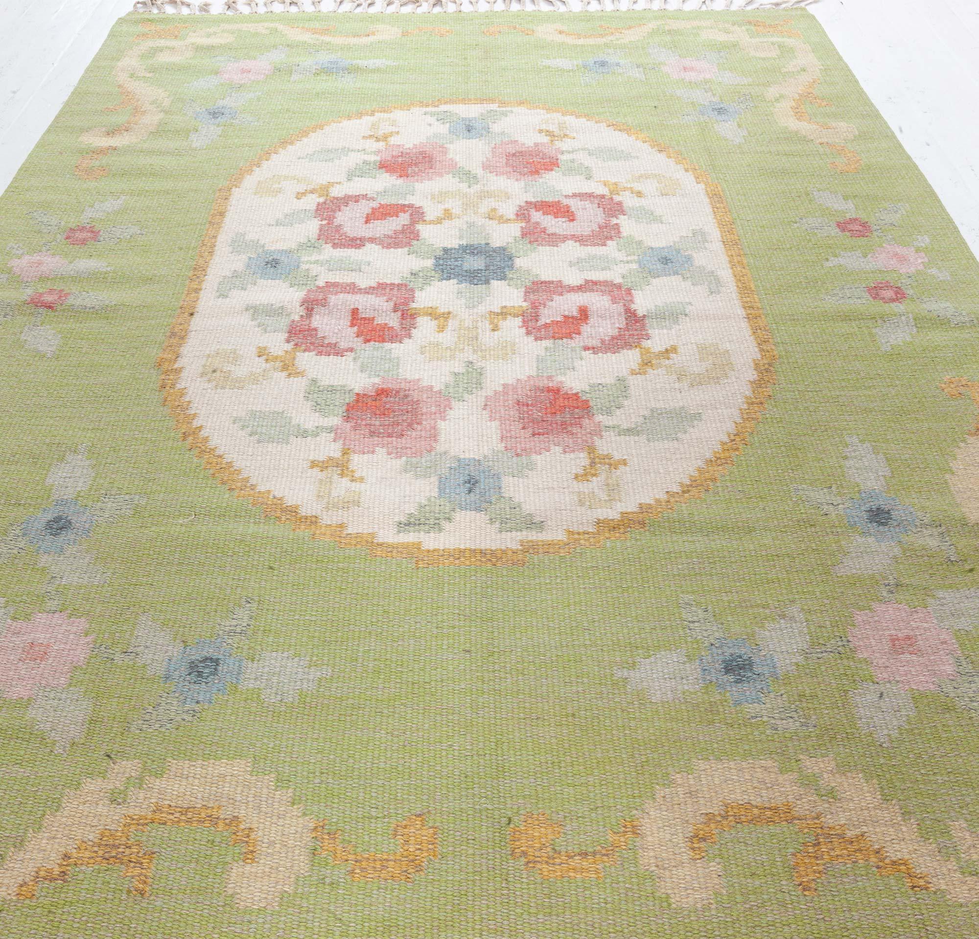 Schwedischer flacher gewebter Vintage-Teppich von Rakel Carlander (Handgewebt) im Angebot