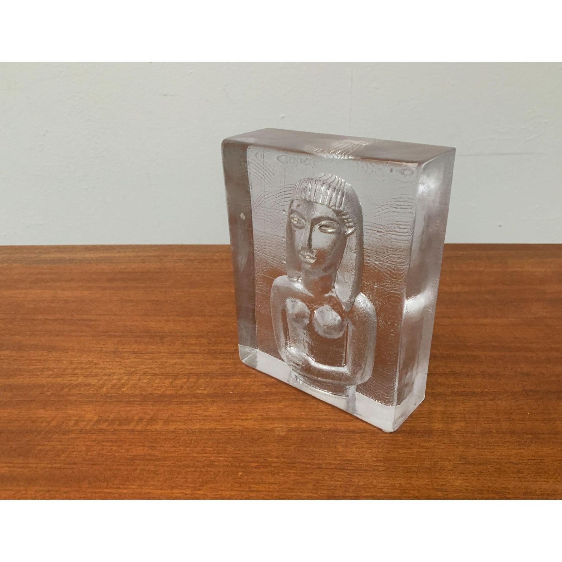 Vetro Scultura svedese d'epoca della fanciulla della serie Icon di Bertil Vallien, anni '70 in vendita