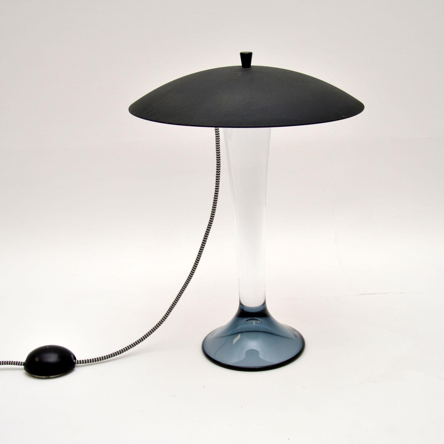 A stunning original Swedish glass table lamp, designed by Goran Warff for Kosta Boda. It was made in Sweden and dates from the late 20th/early 21st century.

This is a stunning design and is of amazing quality. It is in fantastic overall