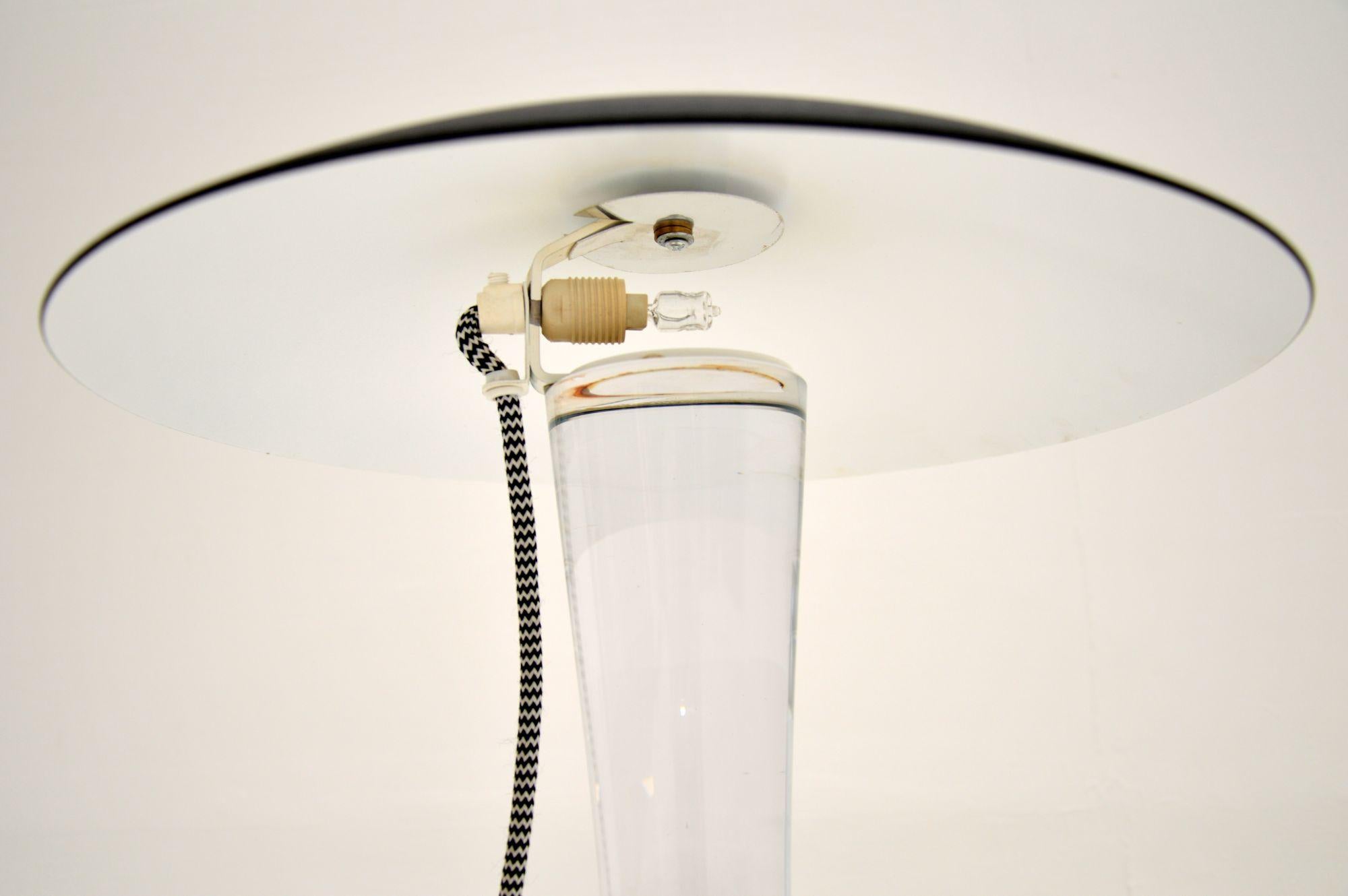 Vintage Swedish Glass Table Lamp by Goran Warff for Kosta Boda 1