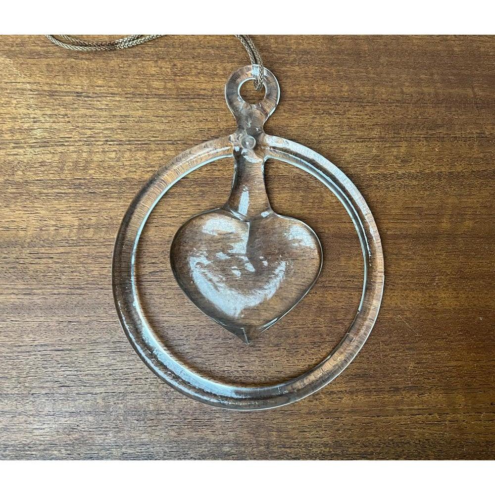 Decorazione svedese d'epoca per finestra a cuore in vetro di Bertil Vallien, anni '70 In condizioni ottime in vendita a Hamburg, DE