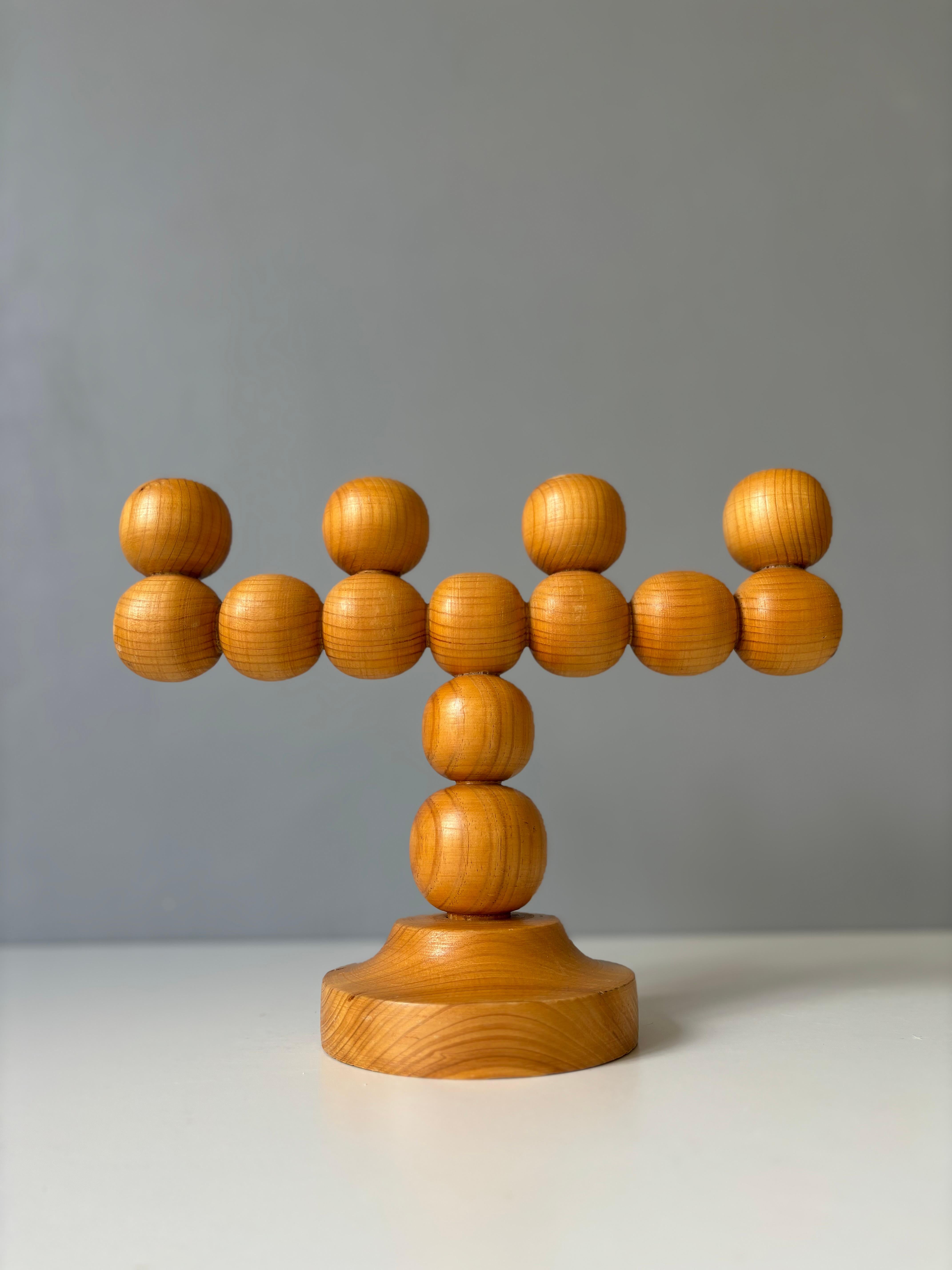 Scandinave moderne Candélabre suédois vintage Kaija Aarikka style pin en bois de pin en vente